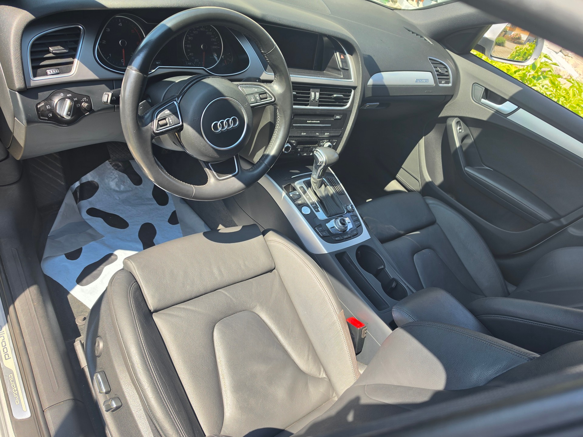 AUDI 3.0 V6 TDI S-Tronic-image-4