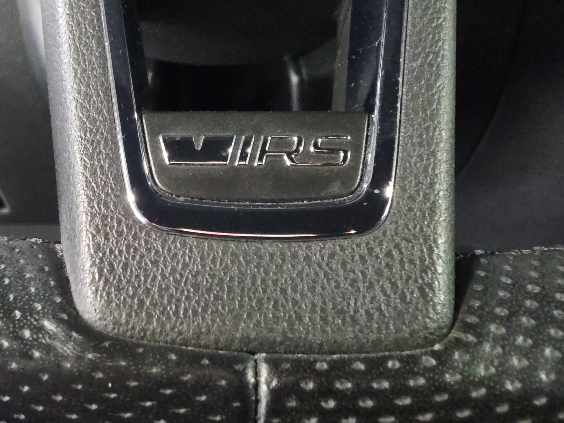 SKODA Fabia 1.4 TSI RS DSG-image-15