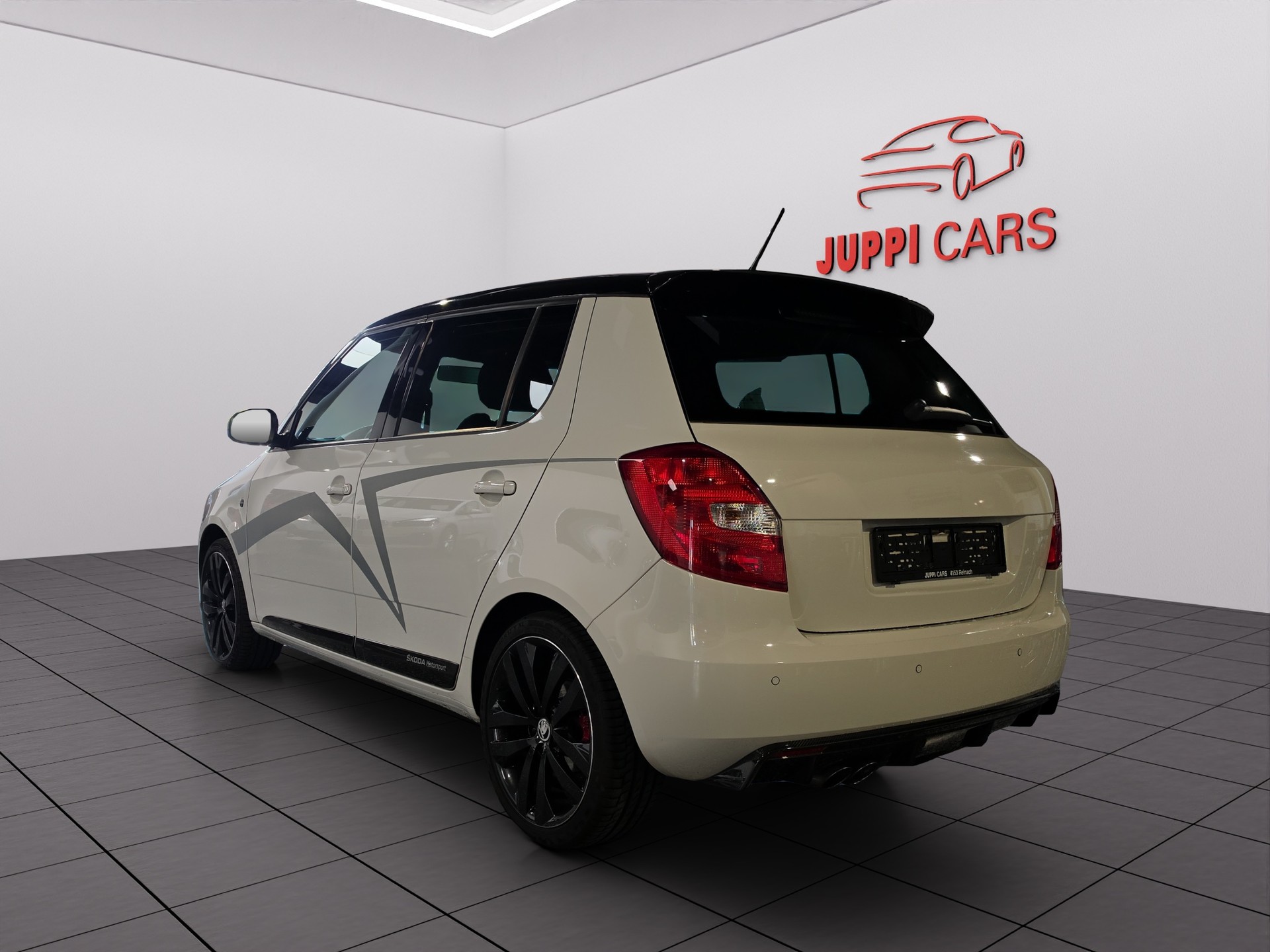 SKODA Fabia 1.4 TSI RS DSG-image-2