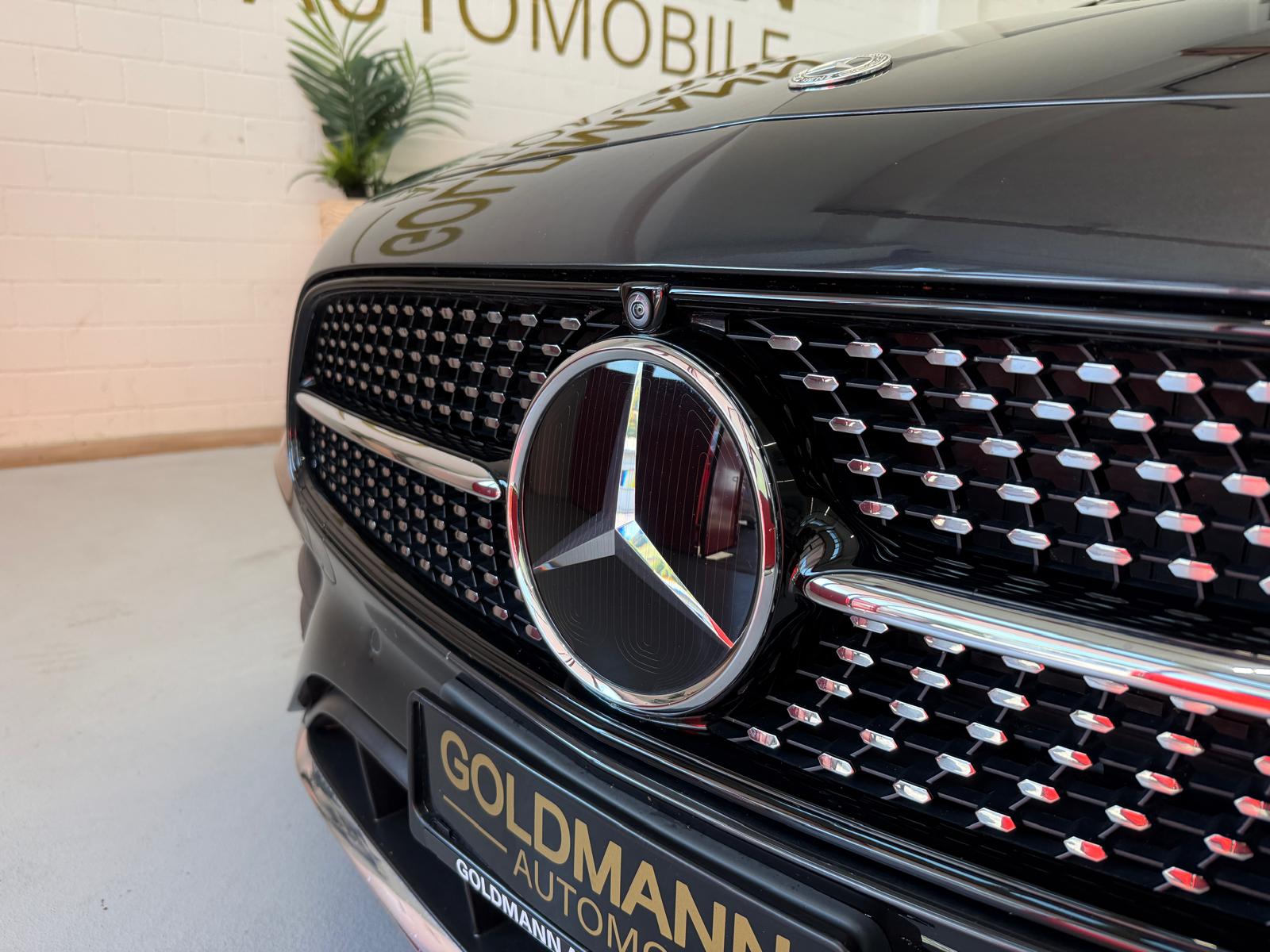 MERCEDES-BENZ E 220 d T 4Matic AMG Line 9G-Tronic-image-8