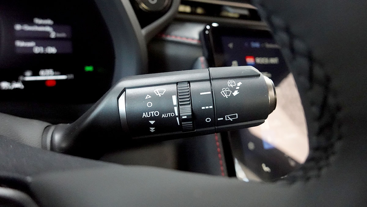 LEXUS LBX FWD Elegant CVT LEDER-image-16