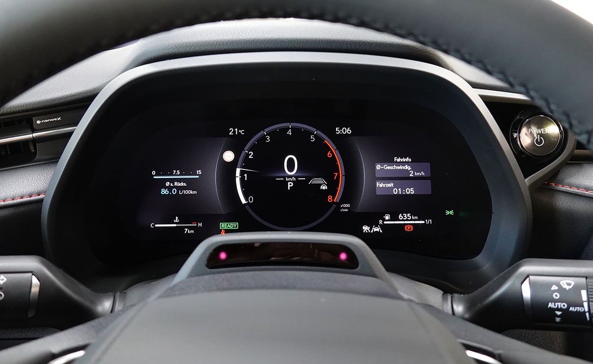 LEXUS LBX FWD Elegant CVT LEDER-image-12
