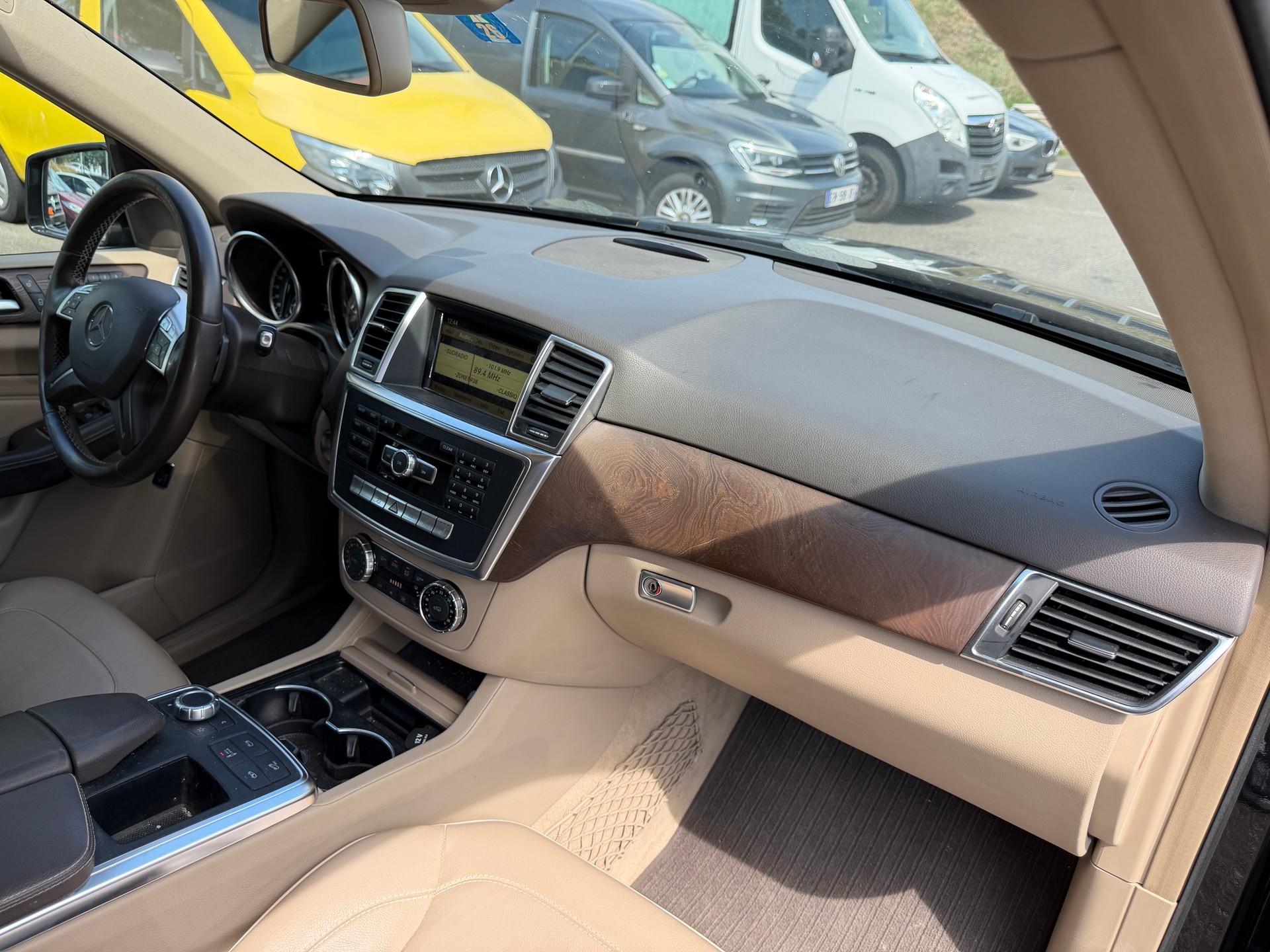MERCEDES-BENZ ML 350 BlueTEC Edition 4Matic 7G-Tronic-image-5