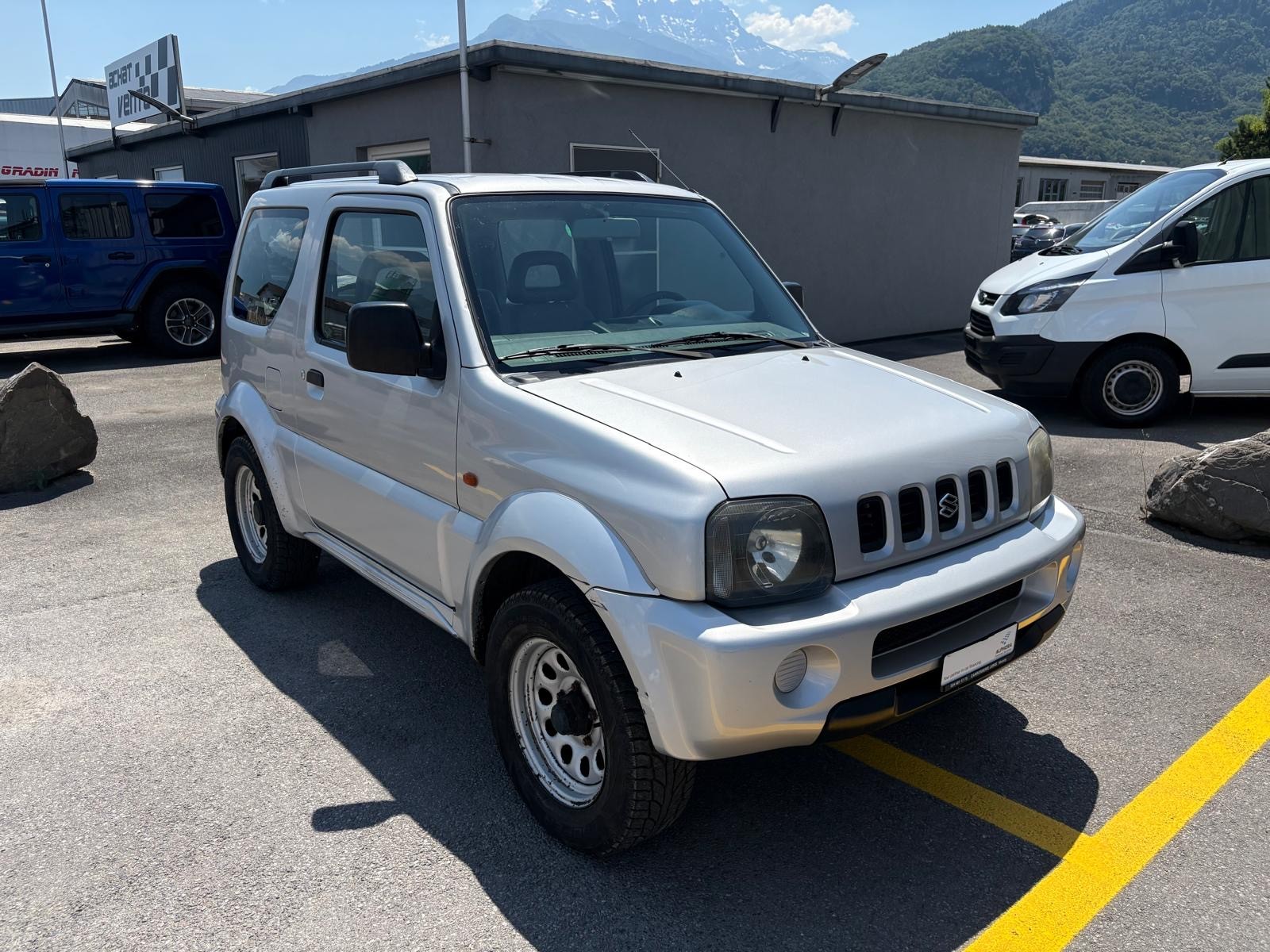 SUZUKI Jimny 1.3 16V JLX-image-0