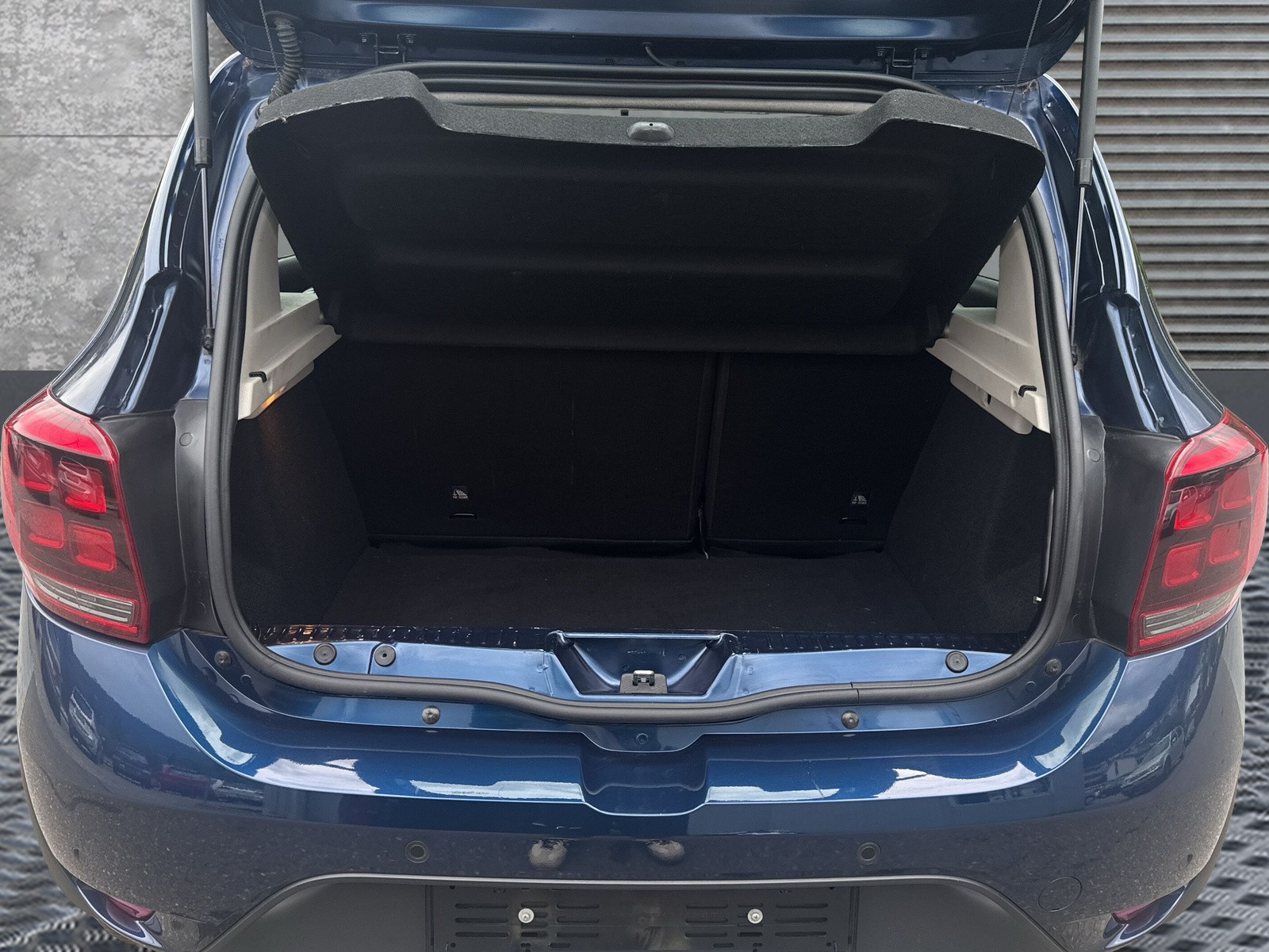 DACIA Sandero Tce 90 Stepway Automatic-image-14