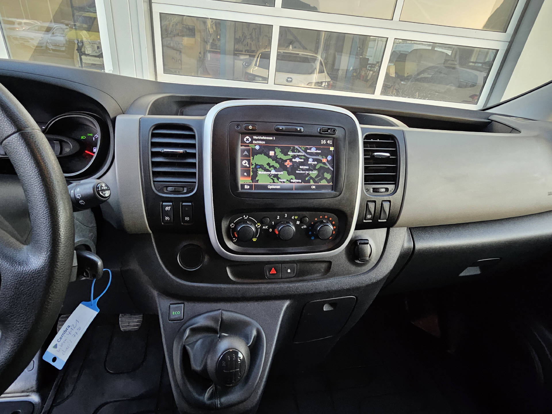 RENAULT Trafic Kaw. 2.9 t L2 H2 1.6 dCi 125 TwinTurbo Busines * Frisch ab MFK * Frisch ab Service *Garantie*-image-9