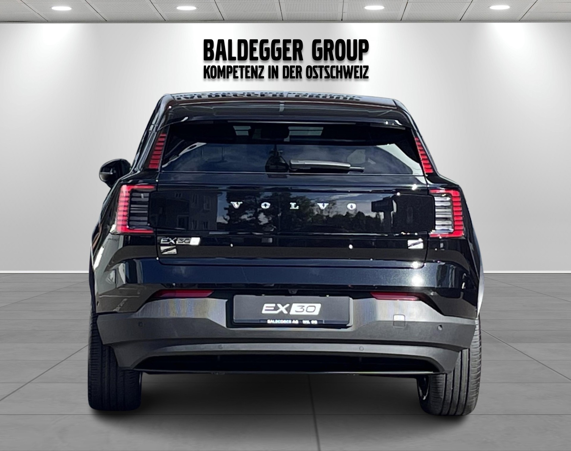 VOLVO EX 30 E60 Twin Ultra Performanc-image-9