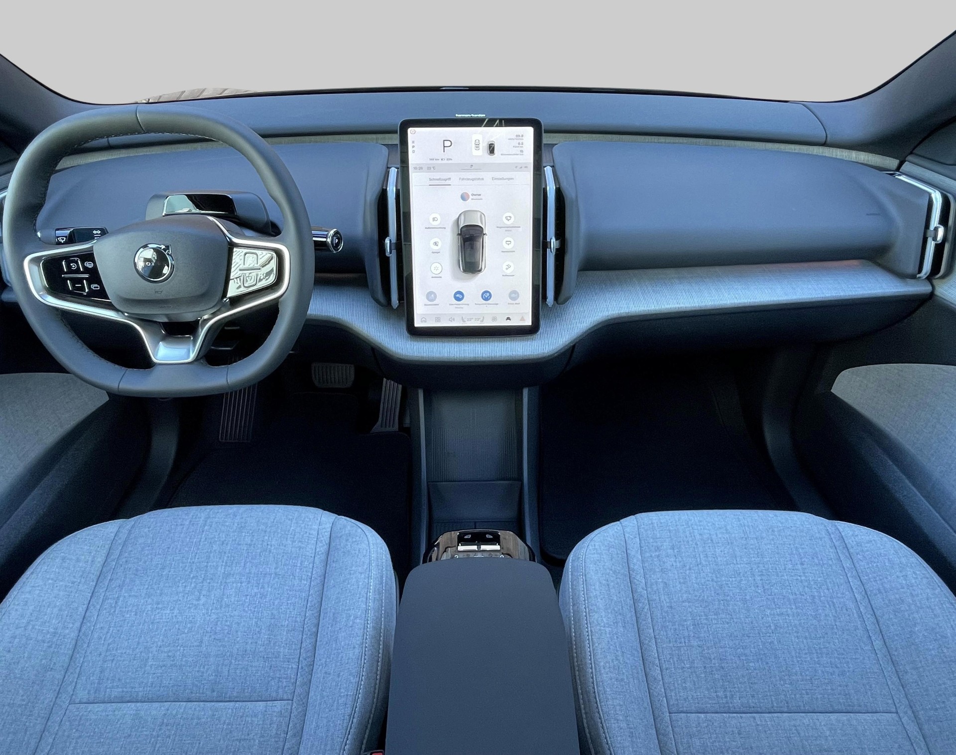 VOLVO EX 30 E60 Twin Ultra Performanc-image-4
