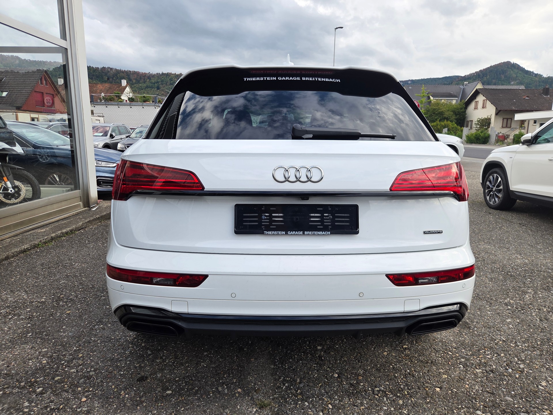 AUDI Q5 40 TDI S-line quattro S-tronic-image-7