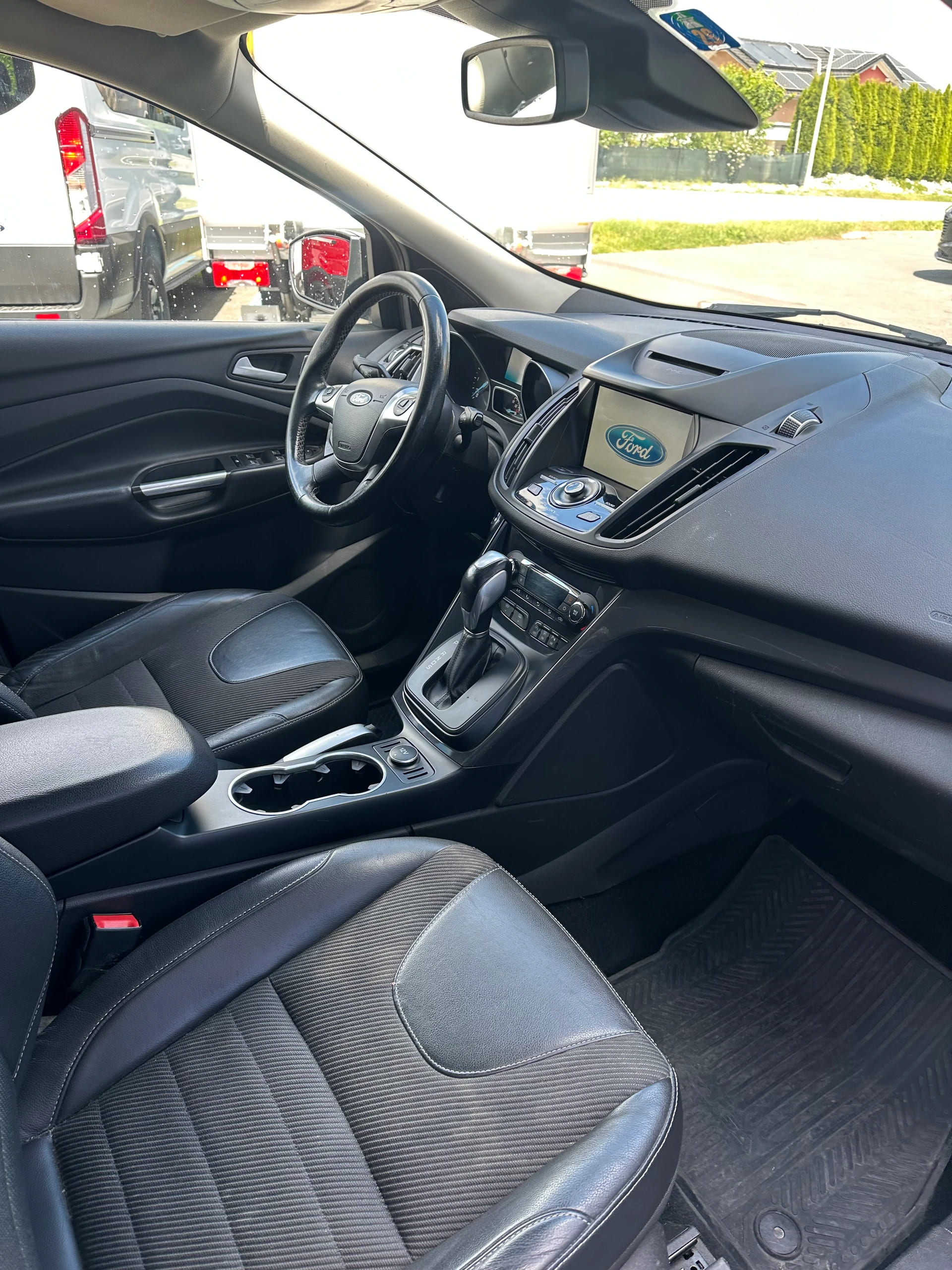 FORD Kuga 2.0 TDCi 180 Titanium S-image-13