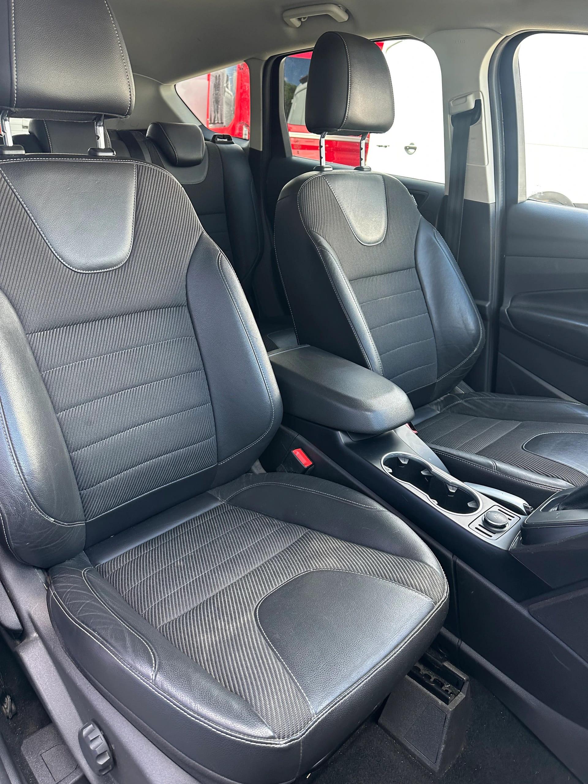 FORD Kuga 2.0 TDCi 180 Titanium S-image-14
