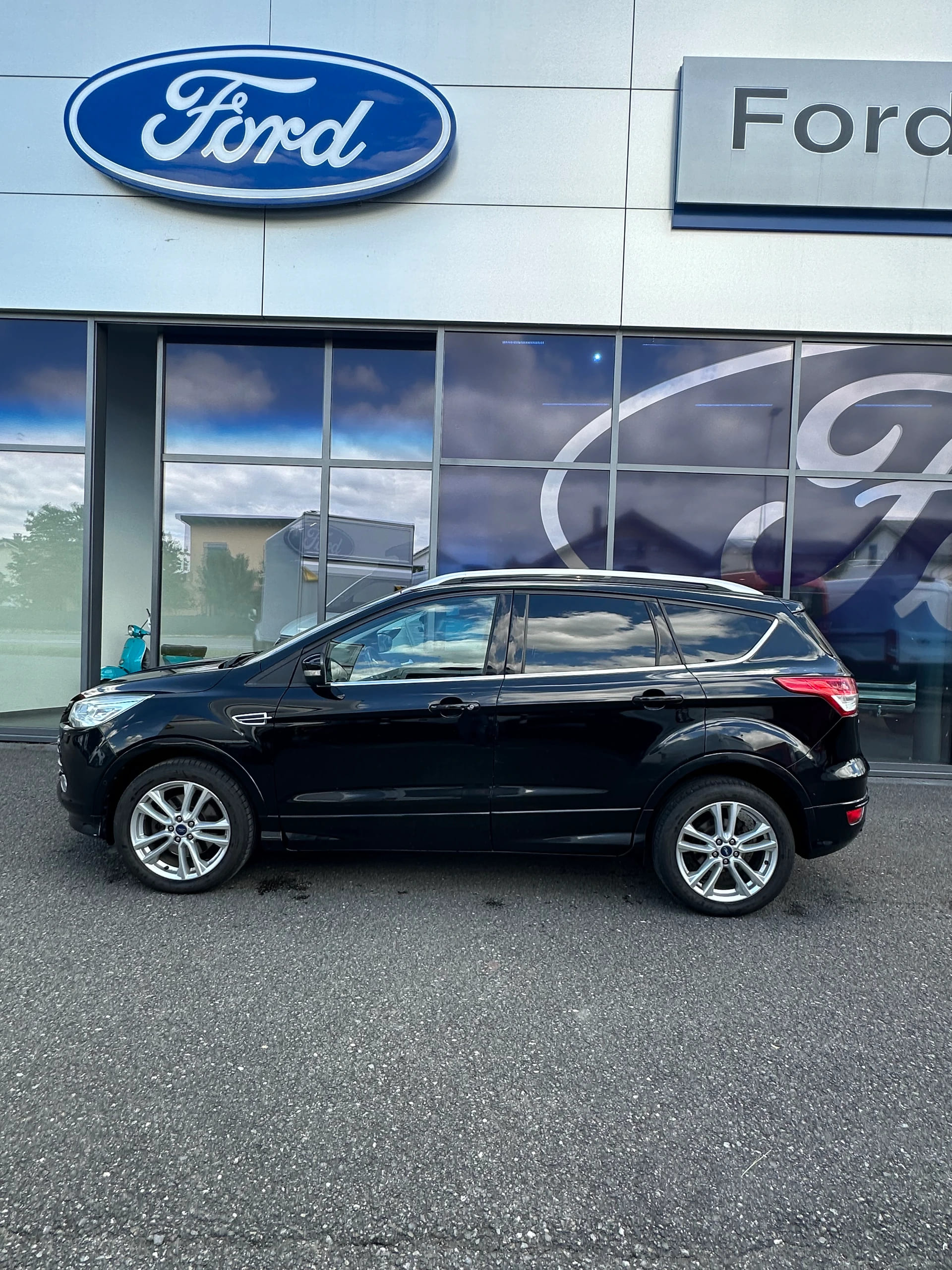 FORD Kuga 2.0 TDCi 180 Titanium S-image-2