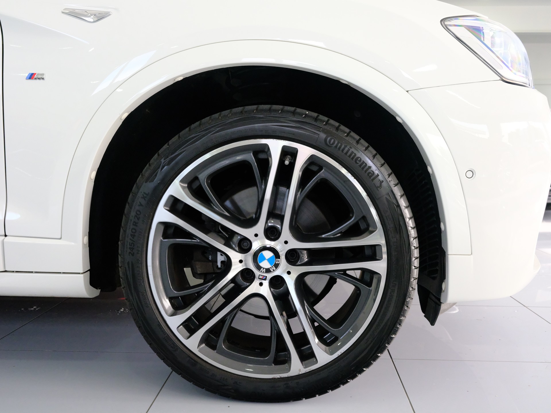 BMW X4 xDrive 20d M Sport-image-16