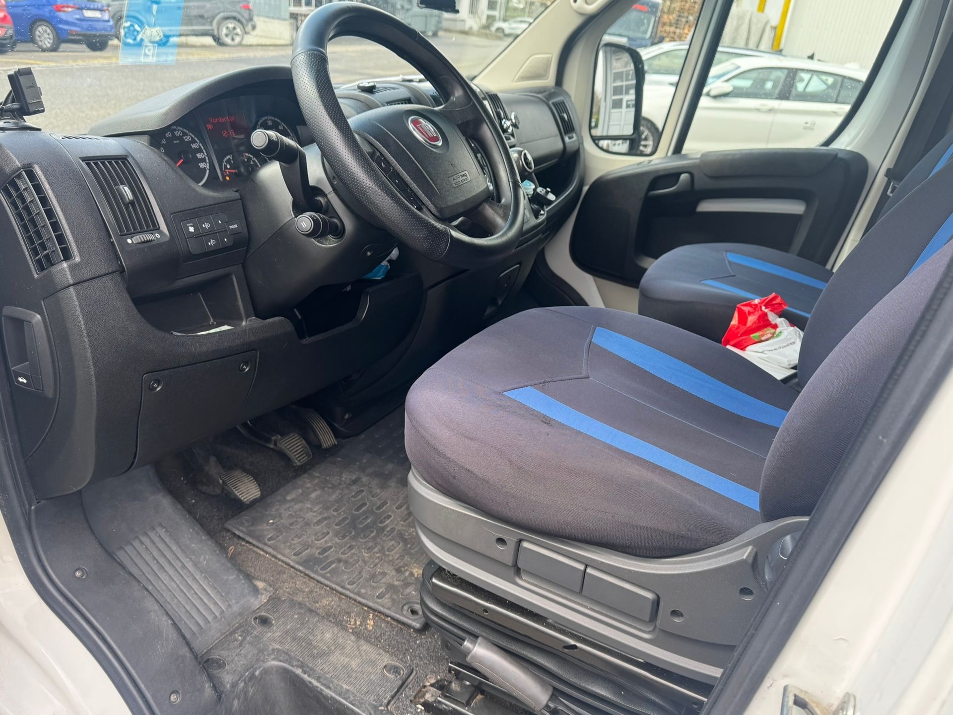 FIAT Ducato 15 Panorama Flex-Floor 2.3 MJ-image-5