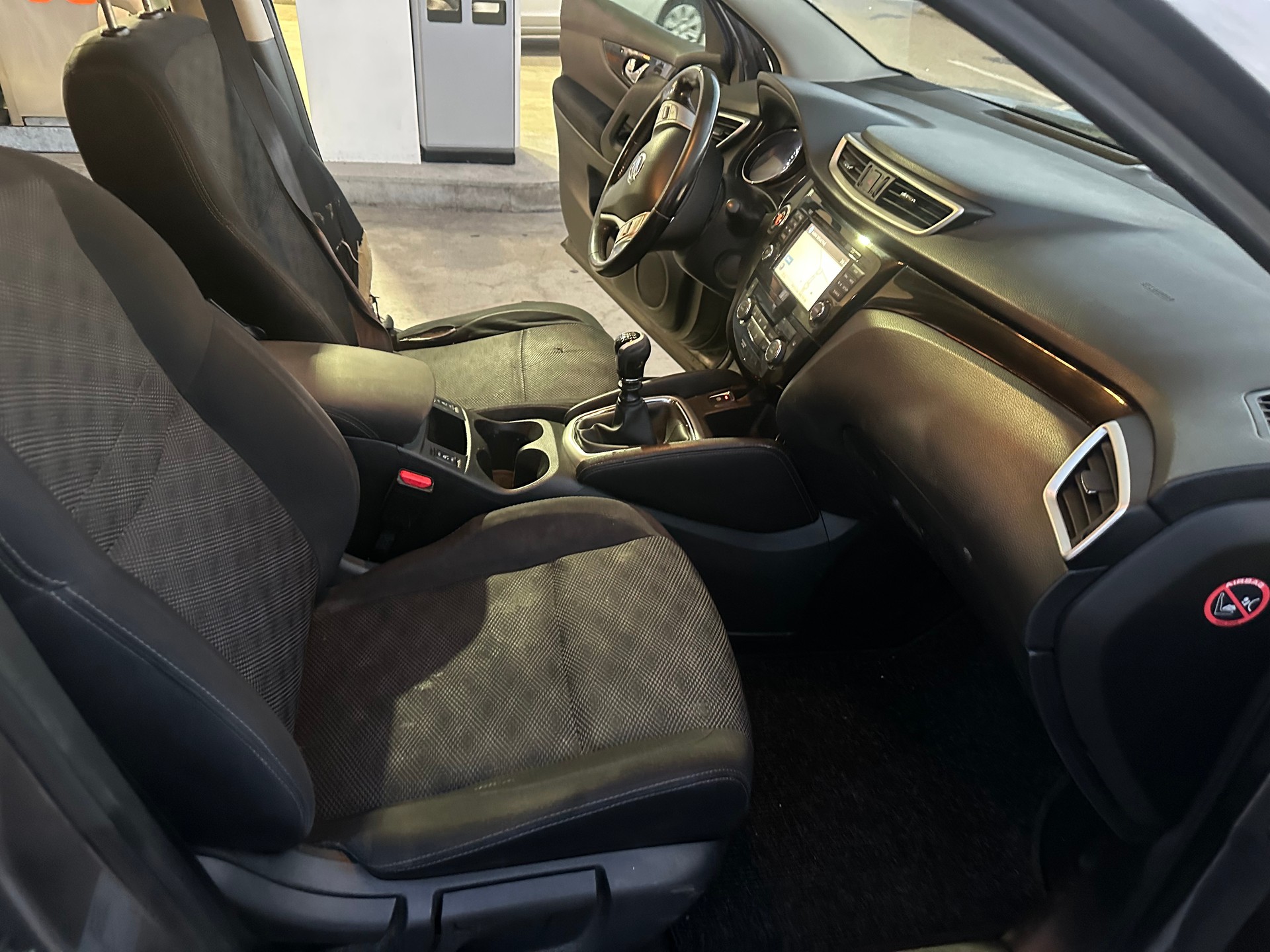 NISSAN Qashqai 1.6 DIG-T N-Connecta-image-5