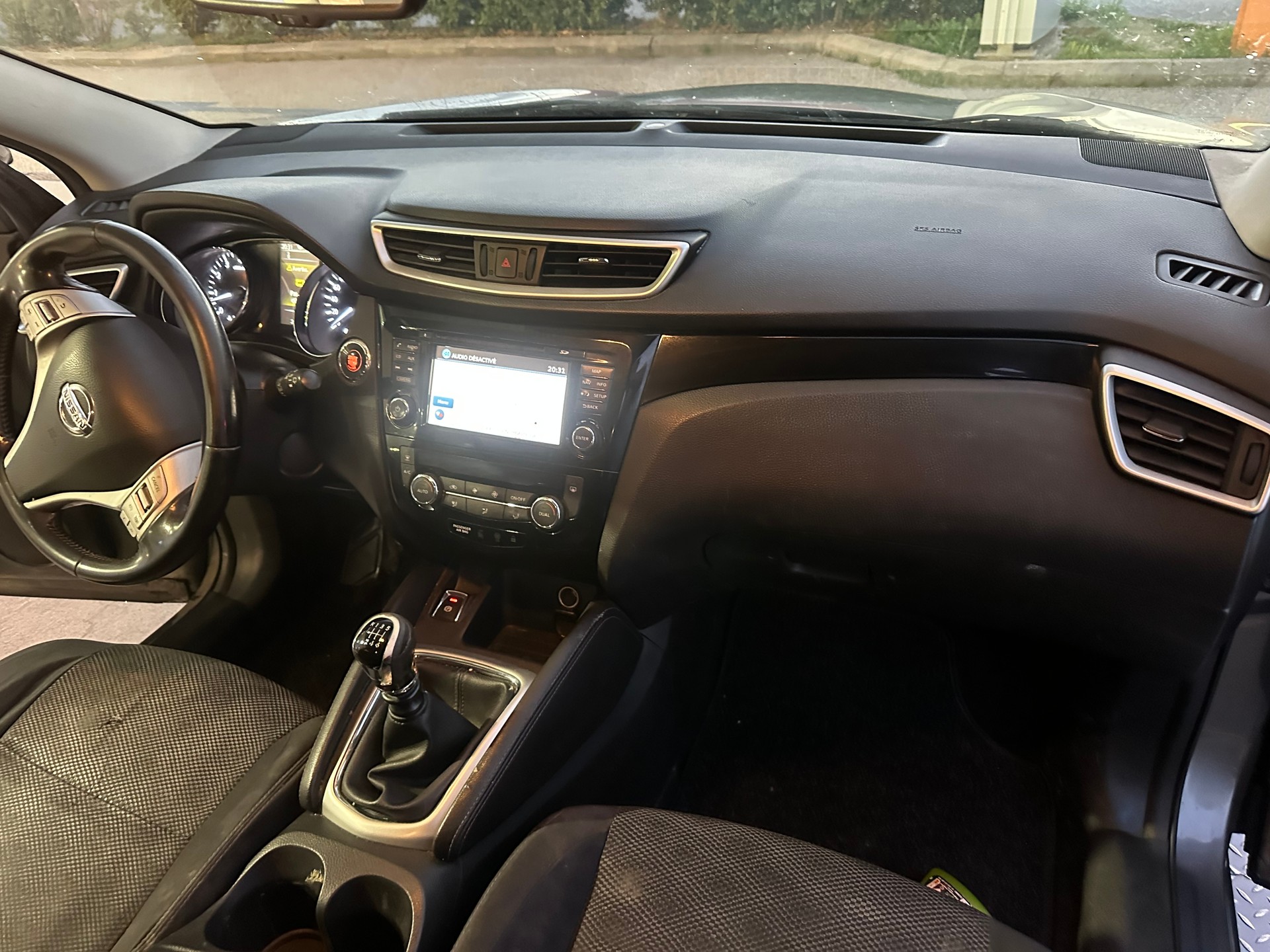 NISSAN Qashqai 1.6 DIG-T N-Connecta-image-7