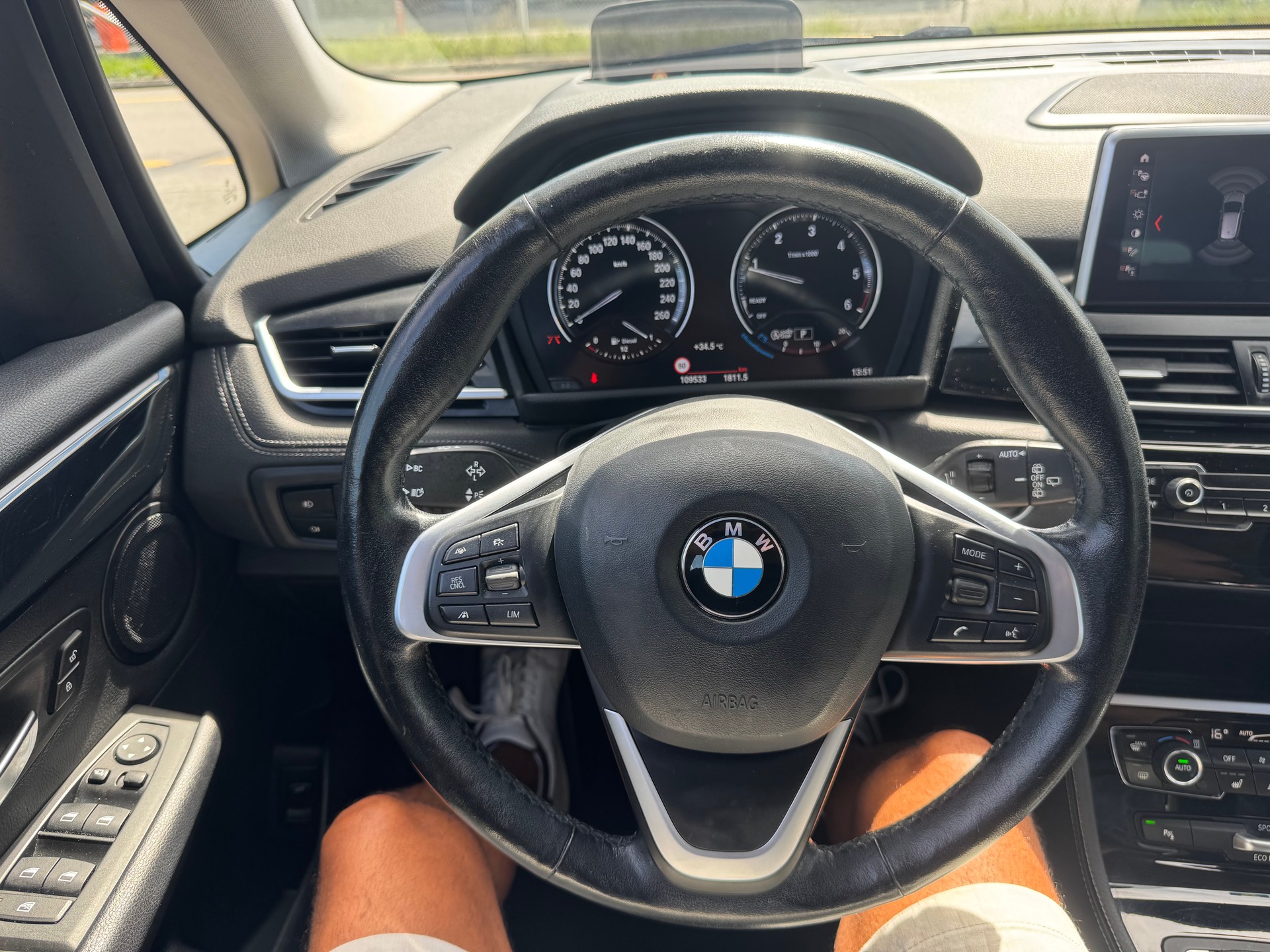 BMW 218d xDrive Active Tourer Steptronic-image-18