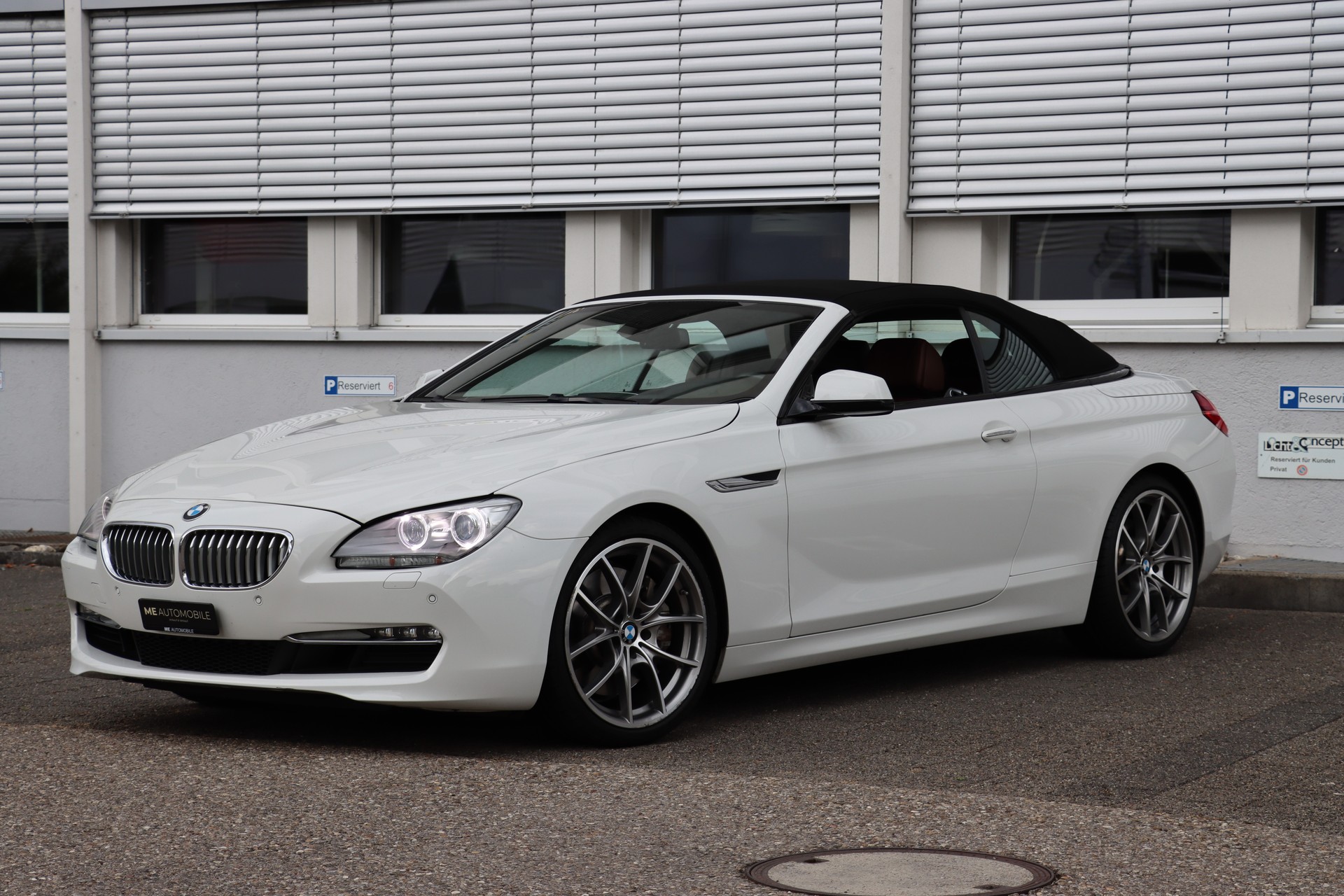 BMW 650i Cabrio-image-1