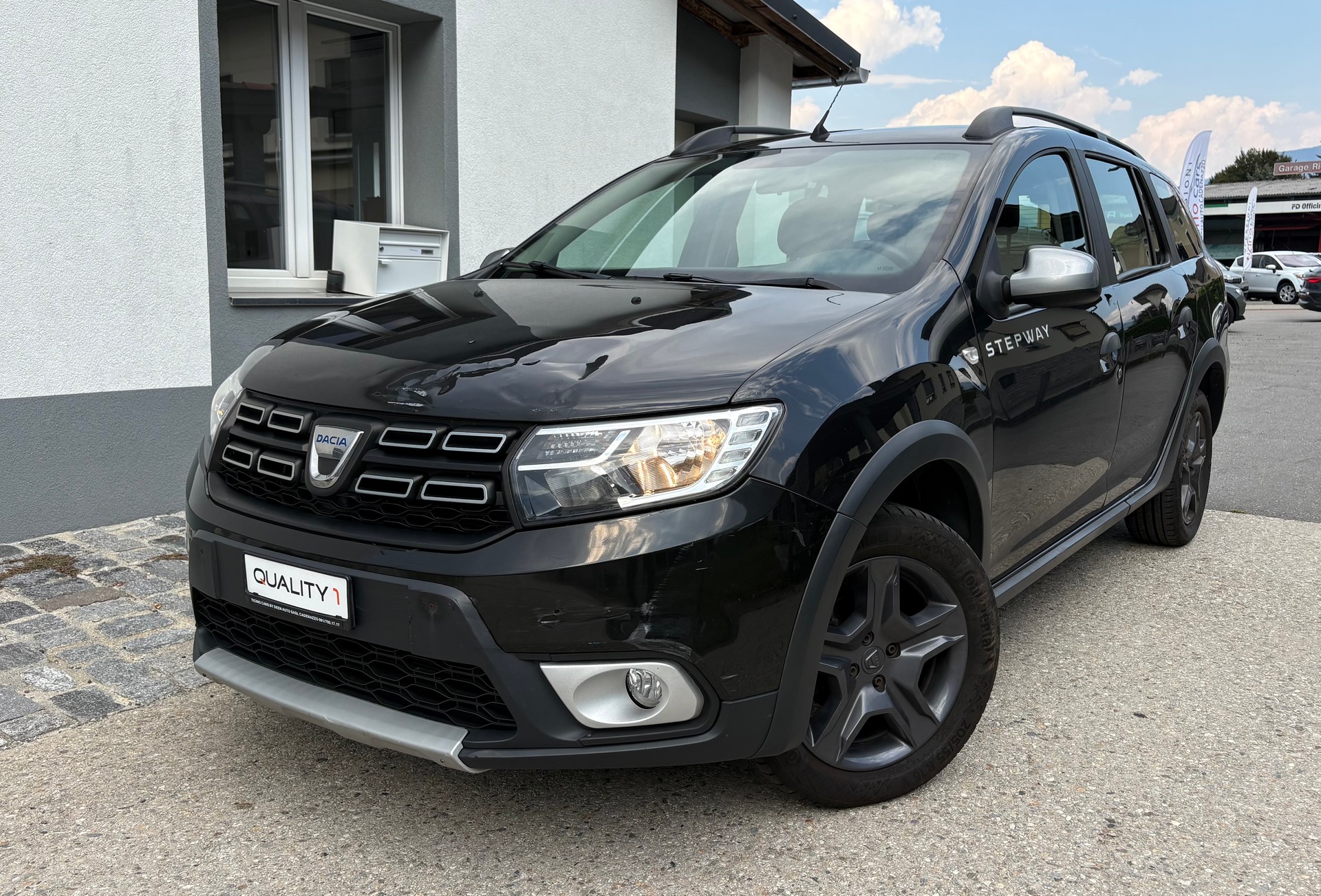 DACIA Logan MCV 1.5dCi Stepway Unlimited-image-1