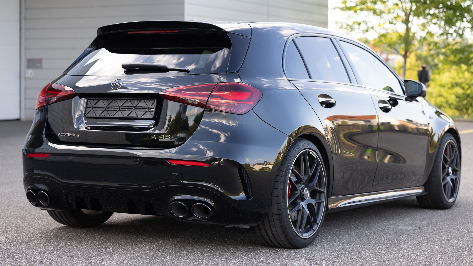 MERCEDES-BENZ A 45 AMG-image-4