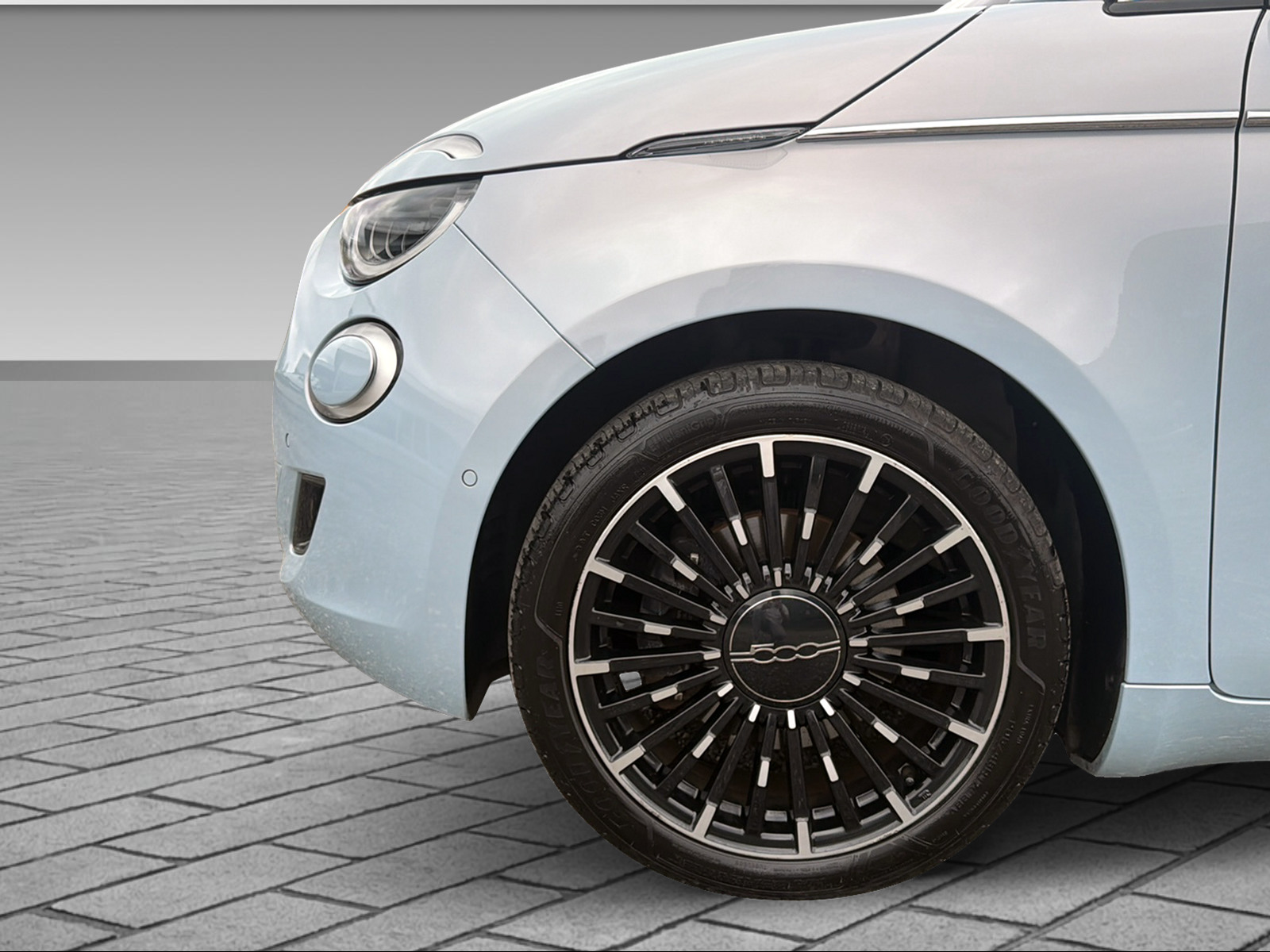 FIAT 500 La Prima-showroom-element-3