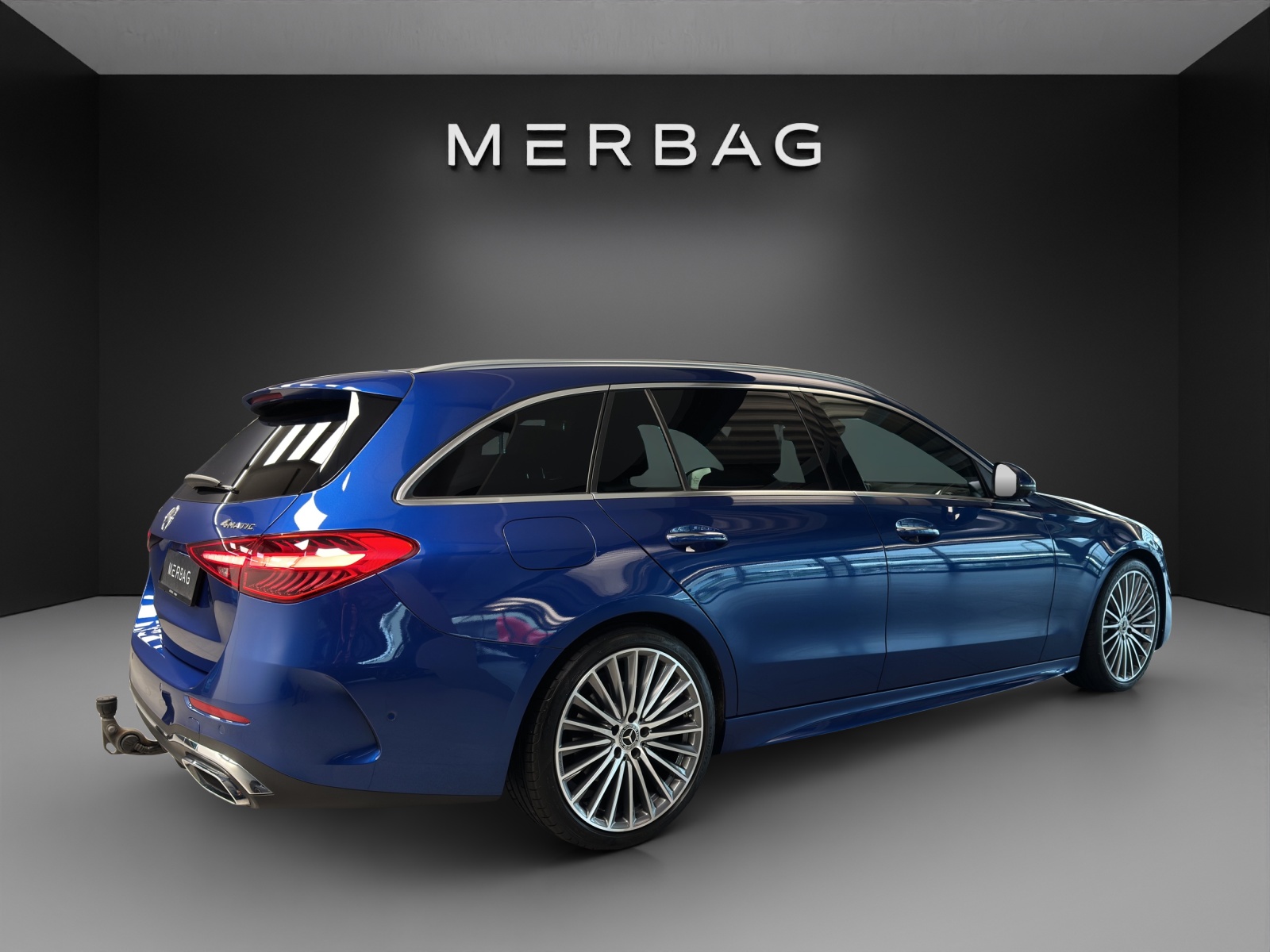 MERCEDES-BENZ C 200 T 4Matic AMG Line-image-5