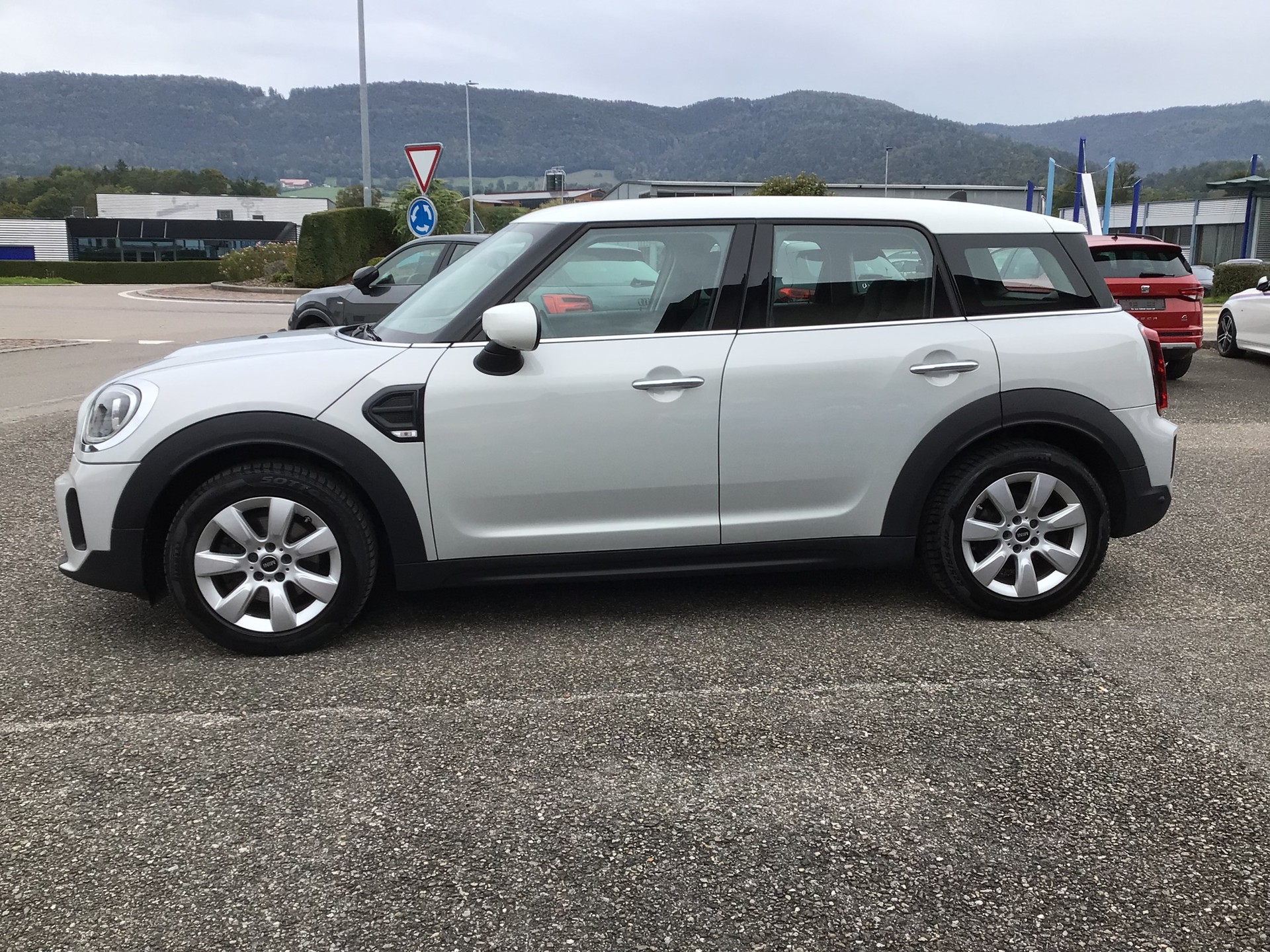 MINI Countryman Cooper ALL4 Steptronic-image-3