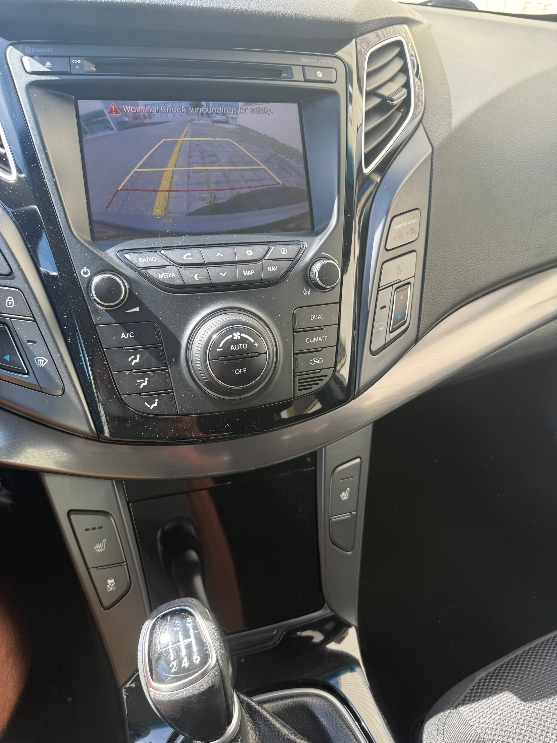 HYUNDAI i40 Wagon 1.6 GDi Style-image-5
