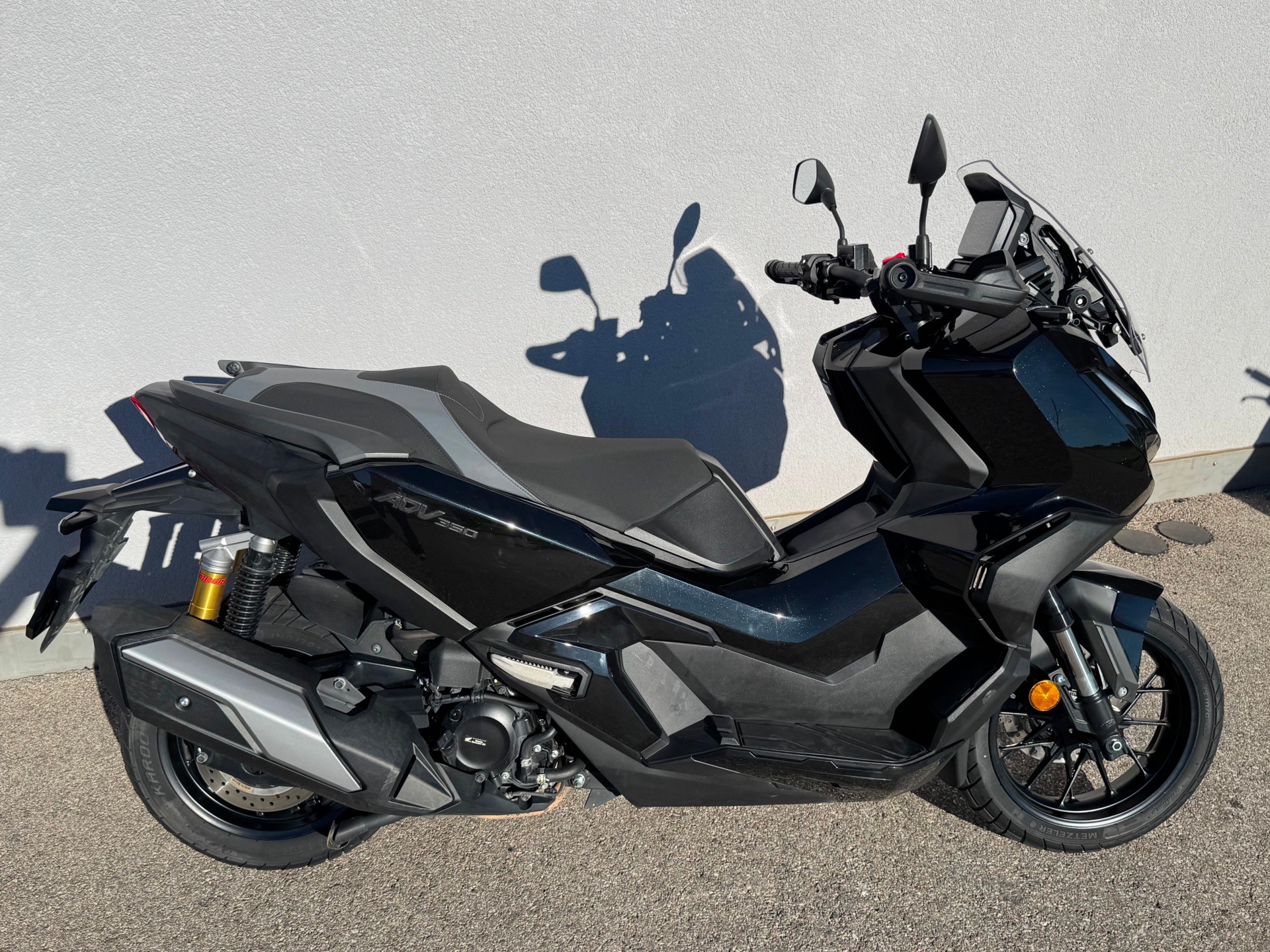 HONDA ADV 350