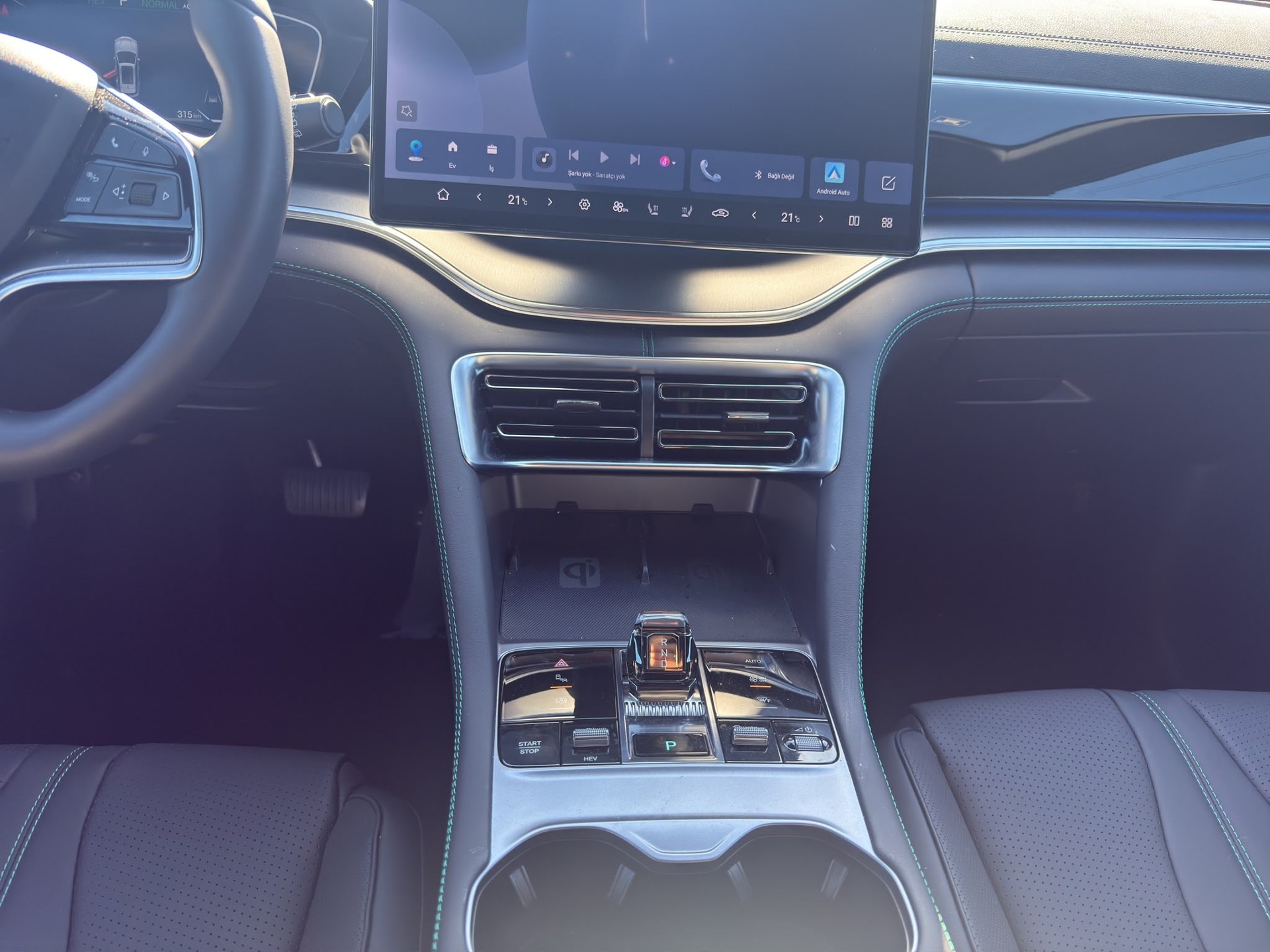 BYD Seal U DM-i Design AWD-image-17
