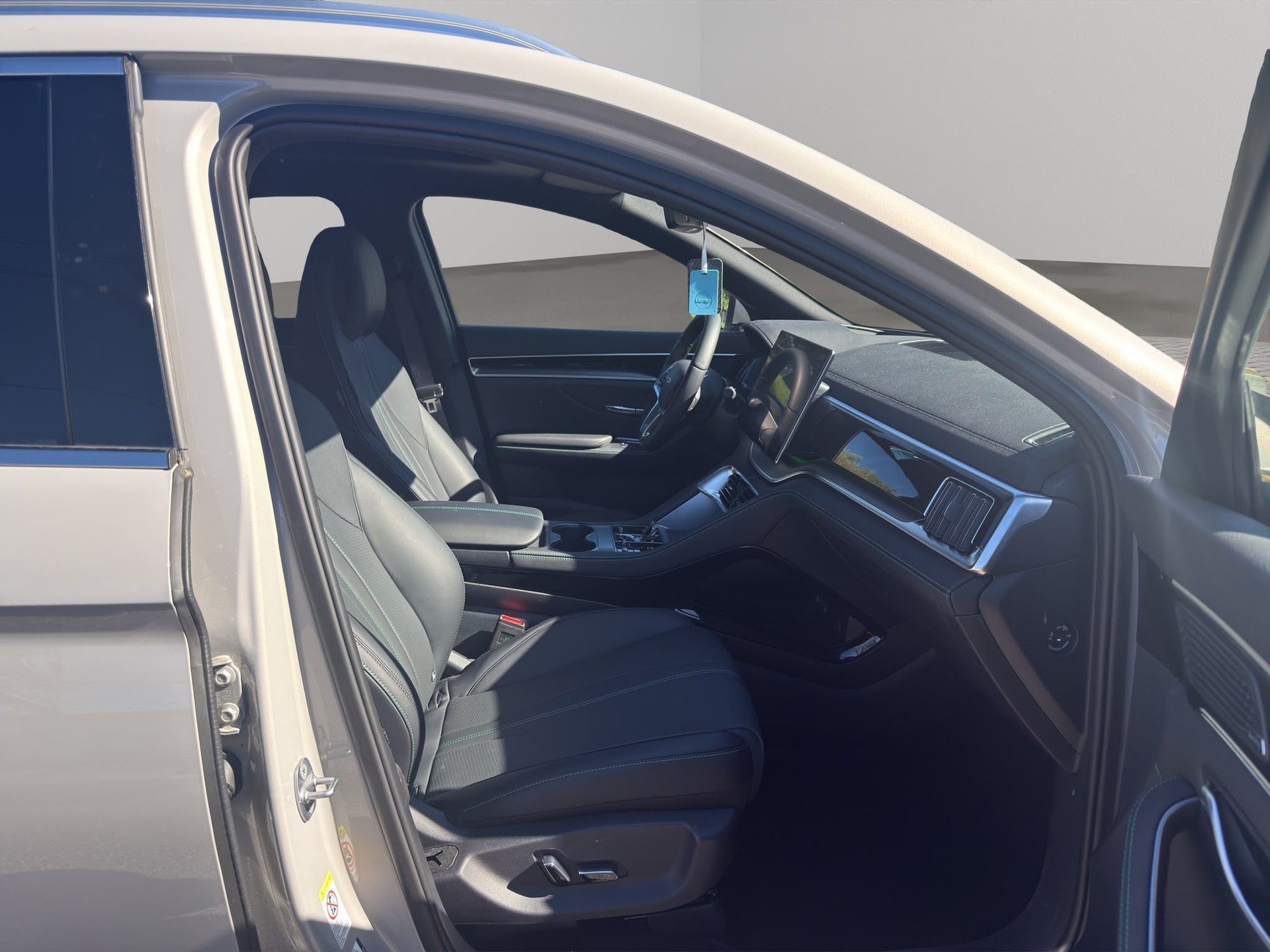 BYD Seal U DM-i Design AWD-image-12