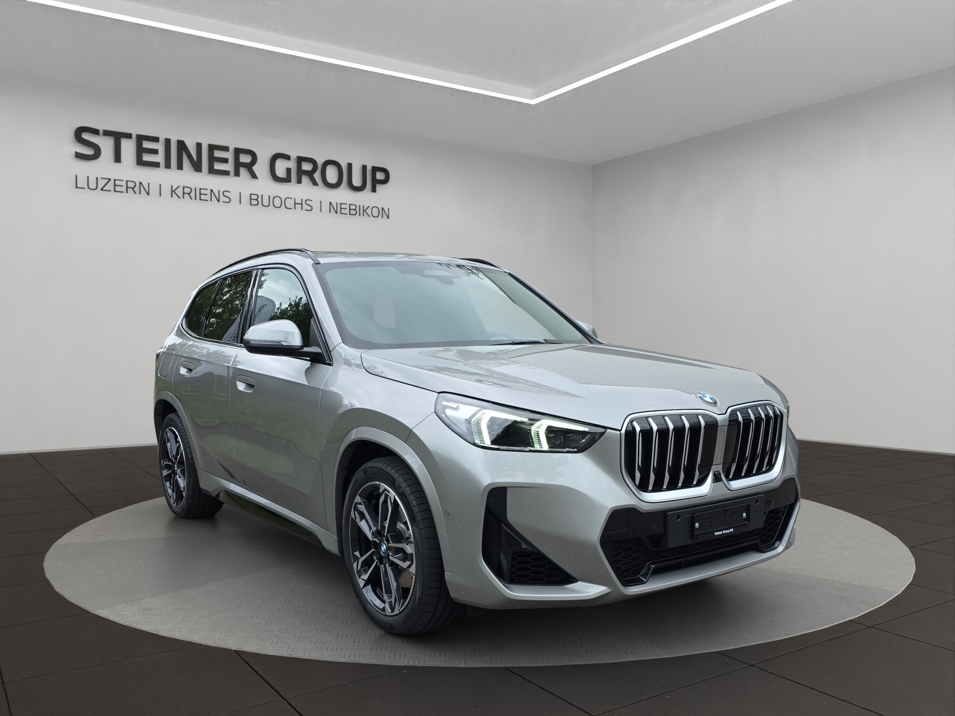 BMW X1 xDrive 23i 48V M Sport-image-1
