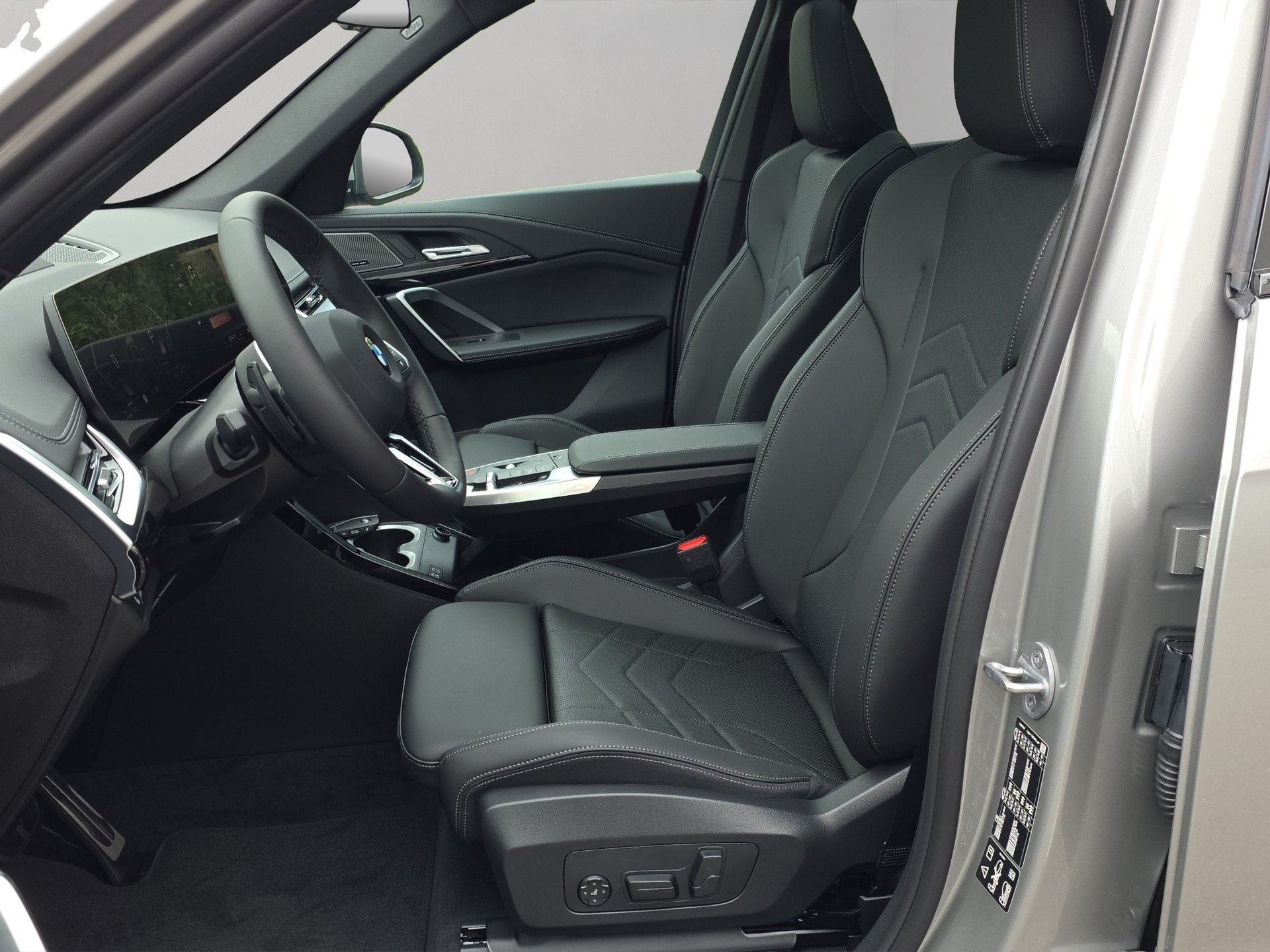 BMW X1 xDrive 23i 48V M Sport-image-8