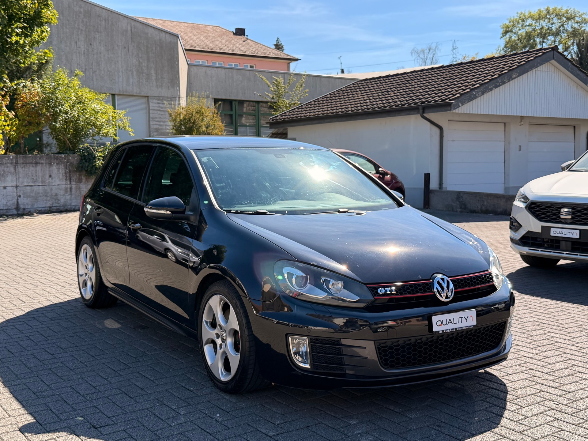 VW Golf 2.0 TSI GTI Team DSG-image-0