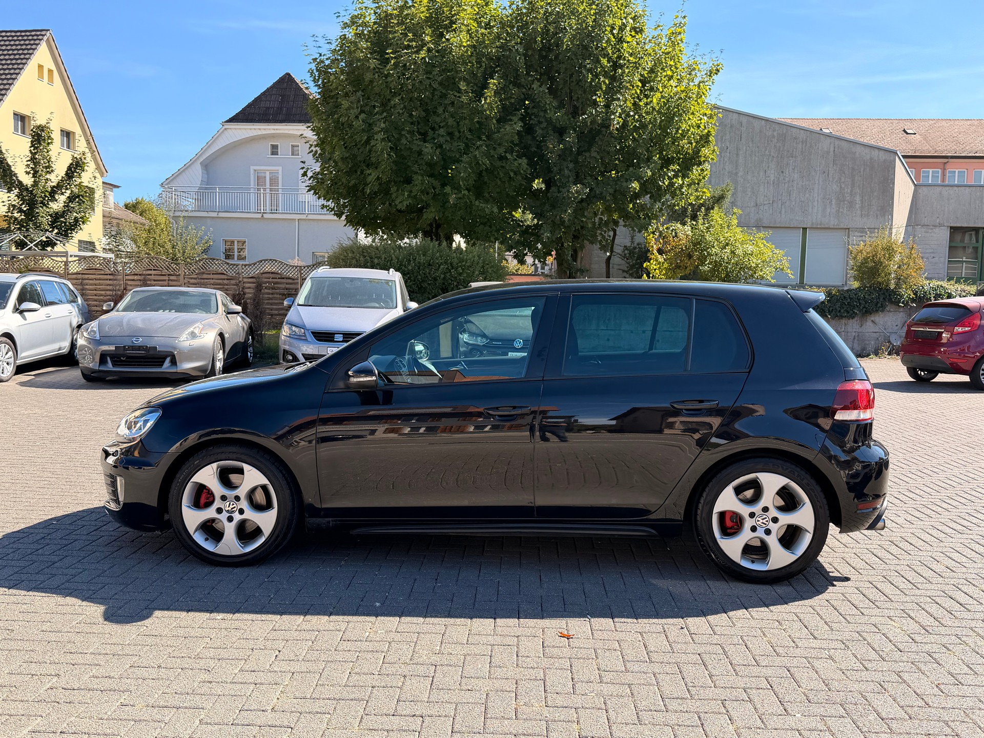 VW Golf 2.0 TSI GTI Team DSG-image-3