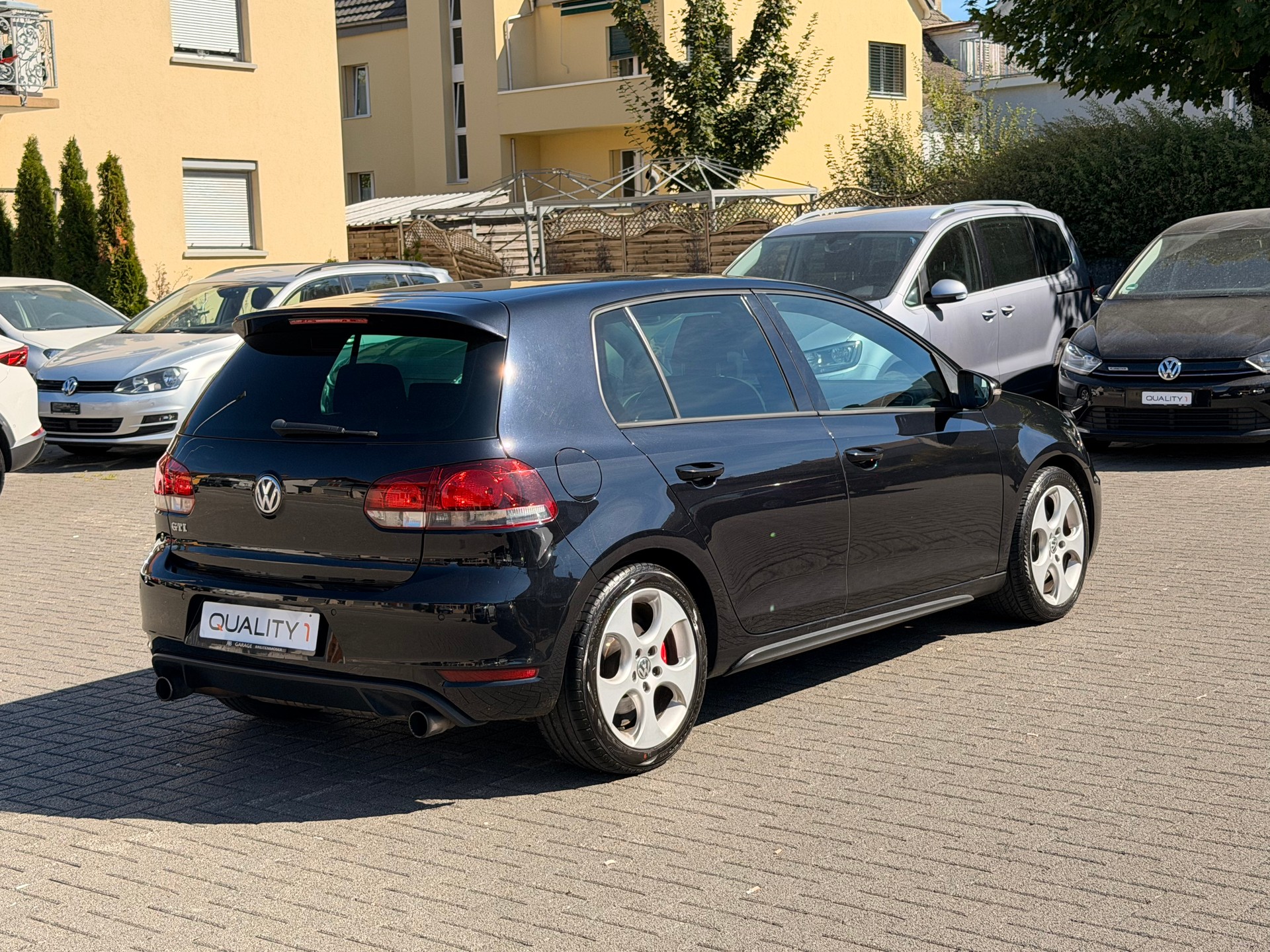 VW Golf 2.0 TSI GTI Team DSG-image-4