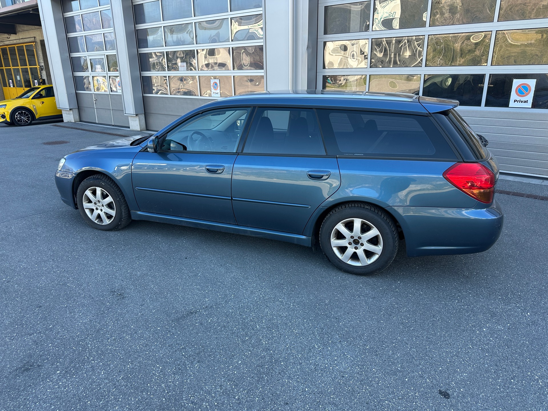 SUBARU Legacy 2.0i AWD-image-5