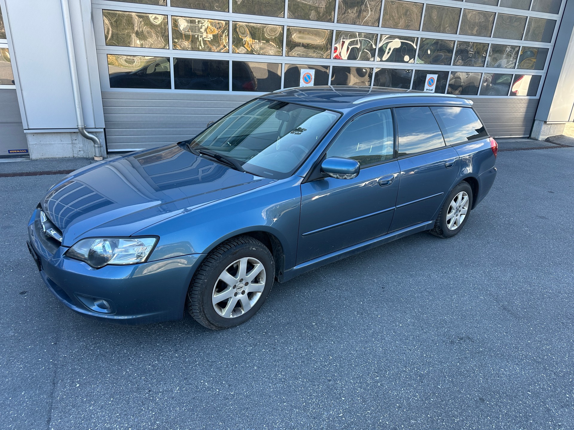 SUBARU Legacy 2.0i AWD-image-2