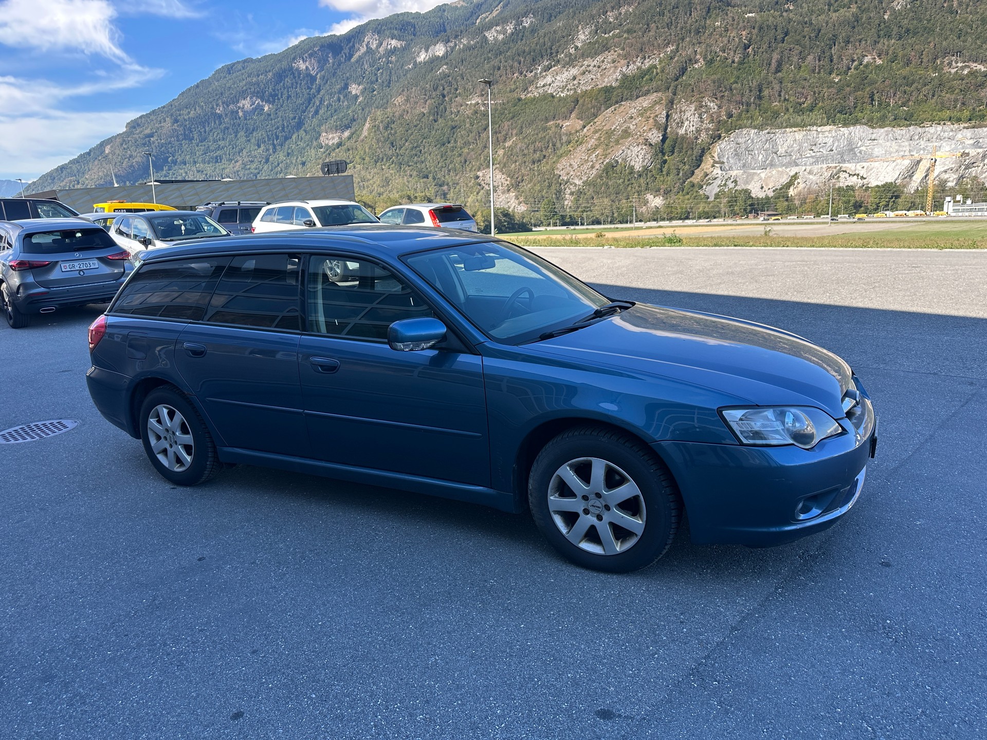 SUBARU Legacy 2.0i AWD-image-8