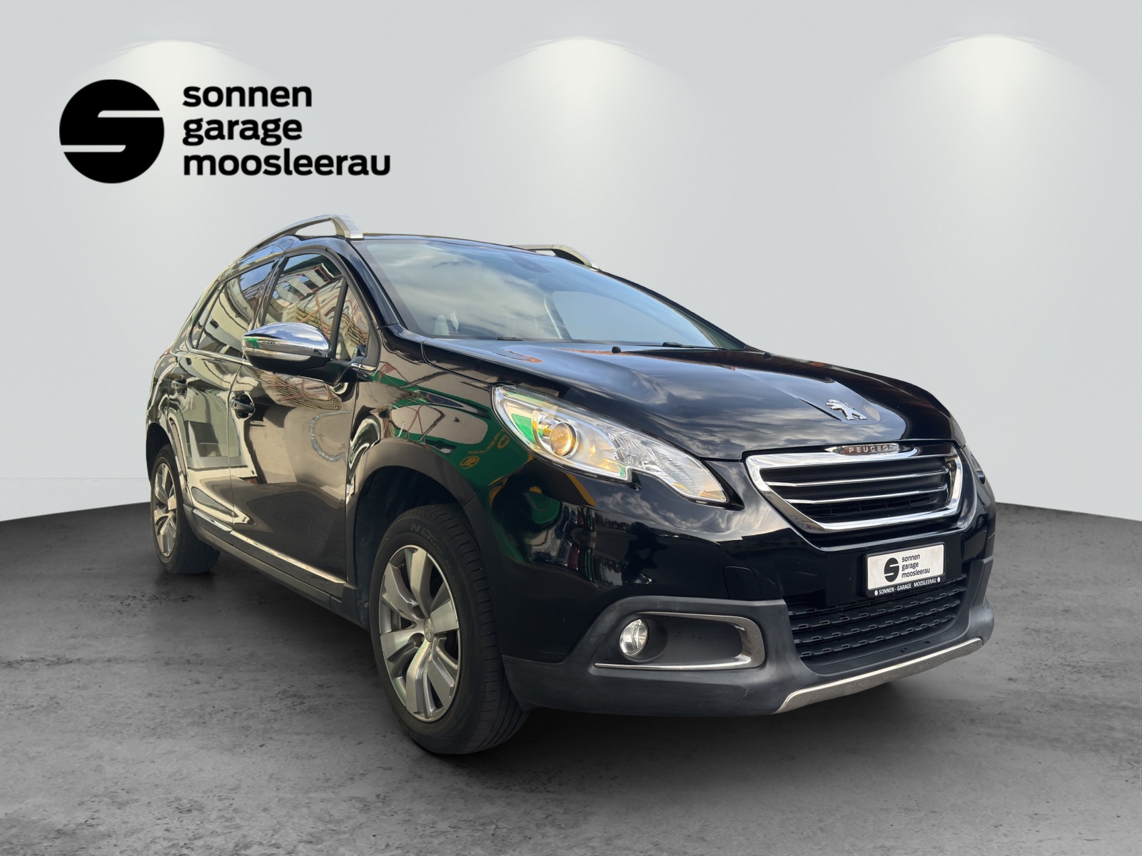 PEUGEOT 2008 1.2 VTI Style-image-1