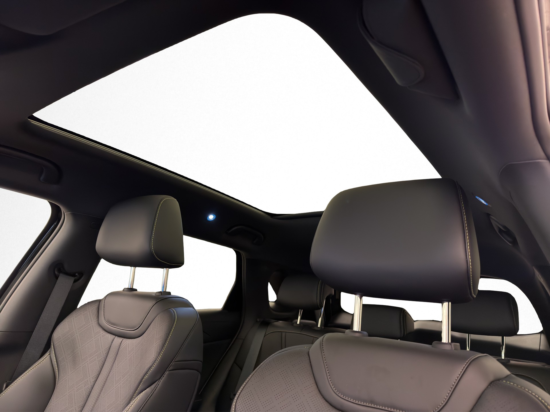 BYD Atto 2 DM-i Boost-image-14