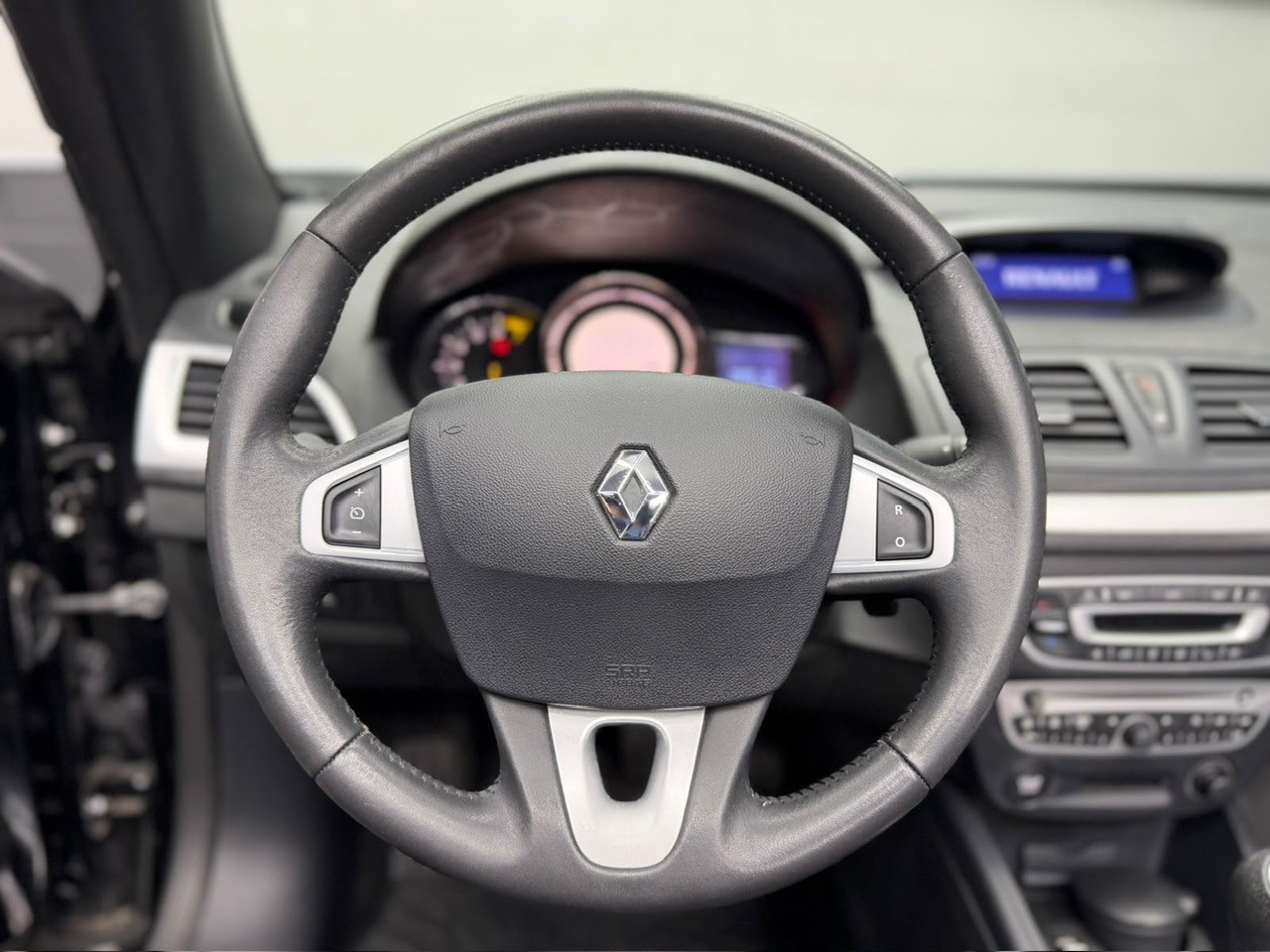 RENAULT Mégane CC 1.4 16V Turbo Dynamique | Hardtop Cabrio | Lederinterieur | CH-Auto aus 1. Hand-image-20