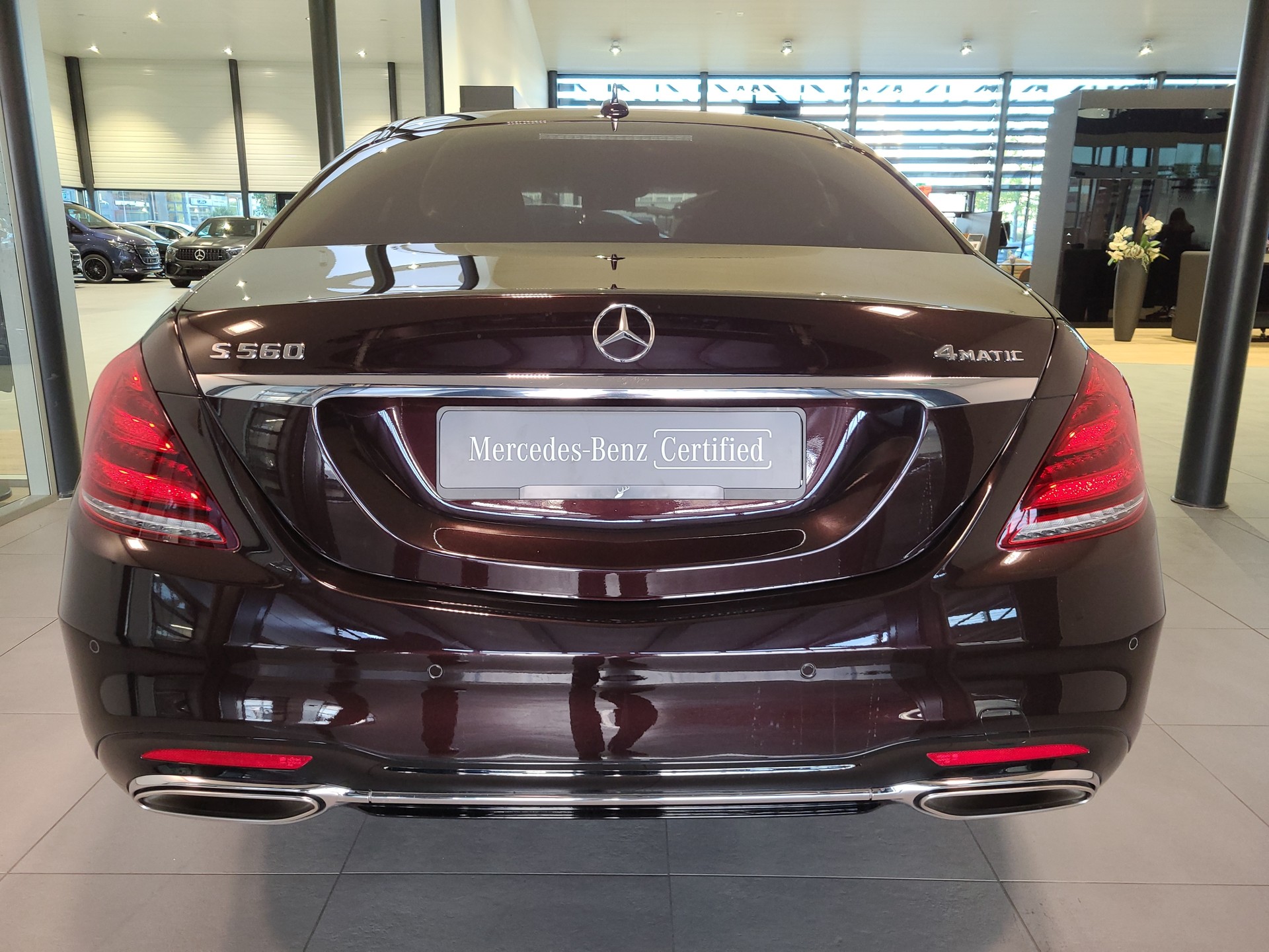 MERCEDES-BENZ S 560 V8 AMG Line 4matic-image-13