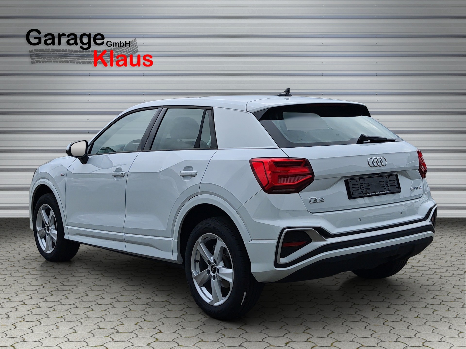 AUDI Q2 35 TFSI S line S-tronic-image-3