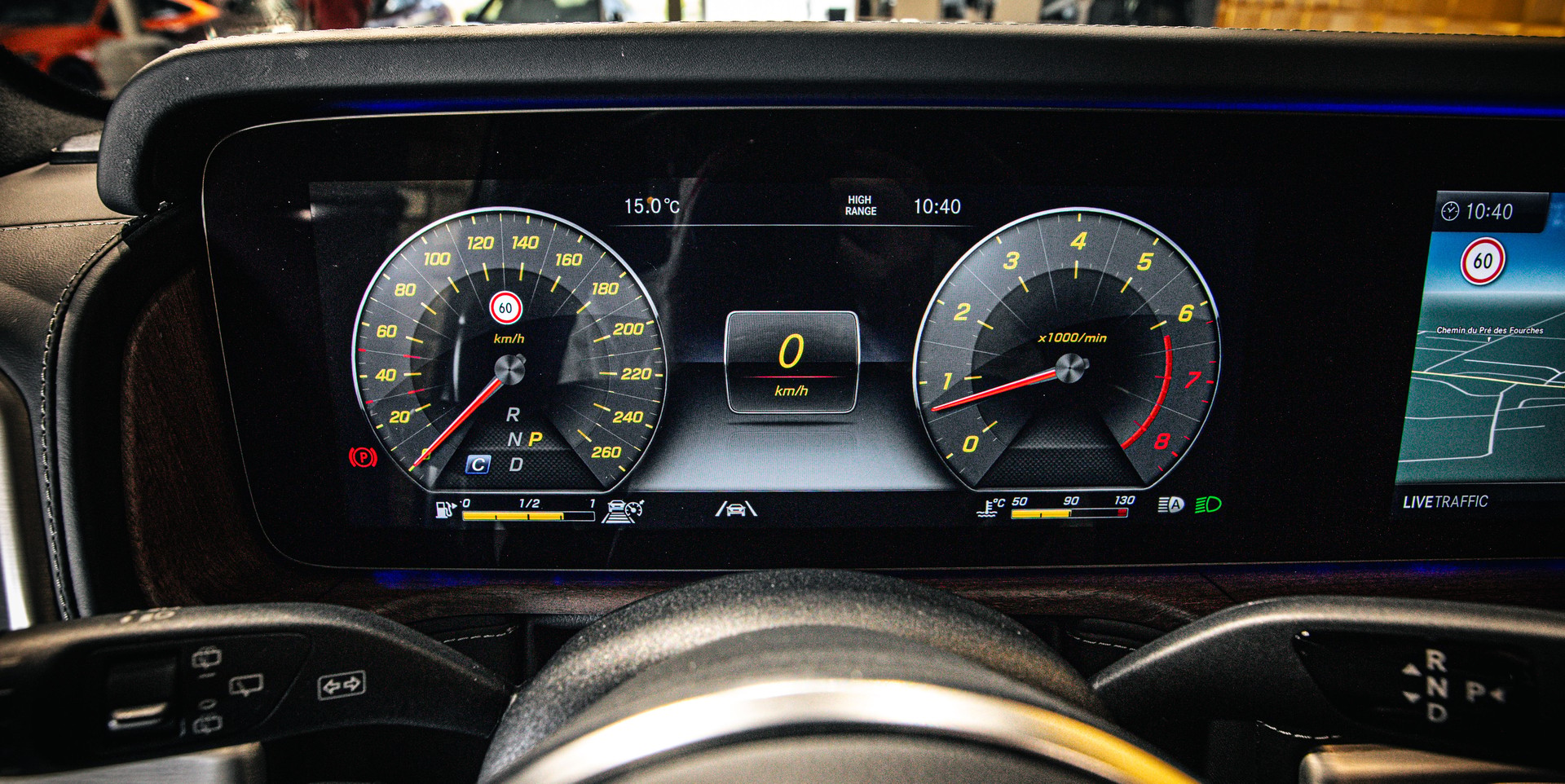 MERCEDES-BENZ G 500 9G-Tronic-image-16