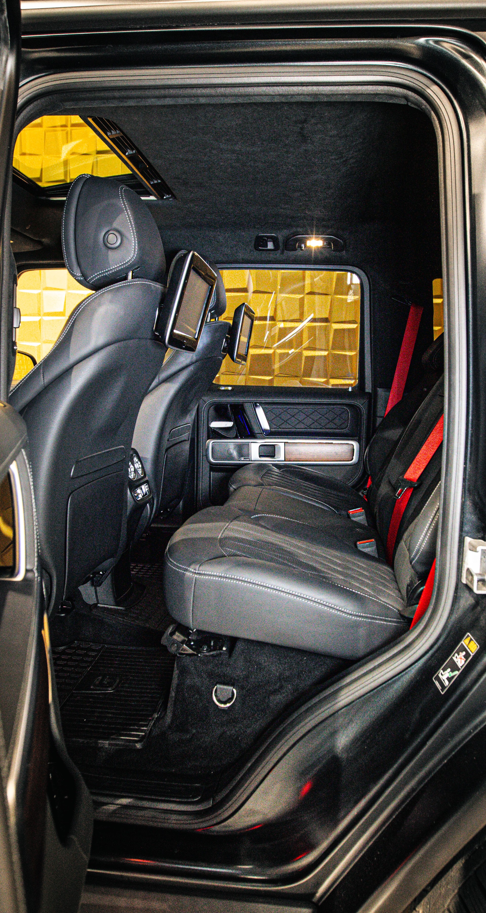 MERCEDES-BENZ G 500 9G-Tronic-image-11