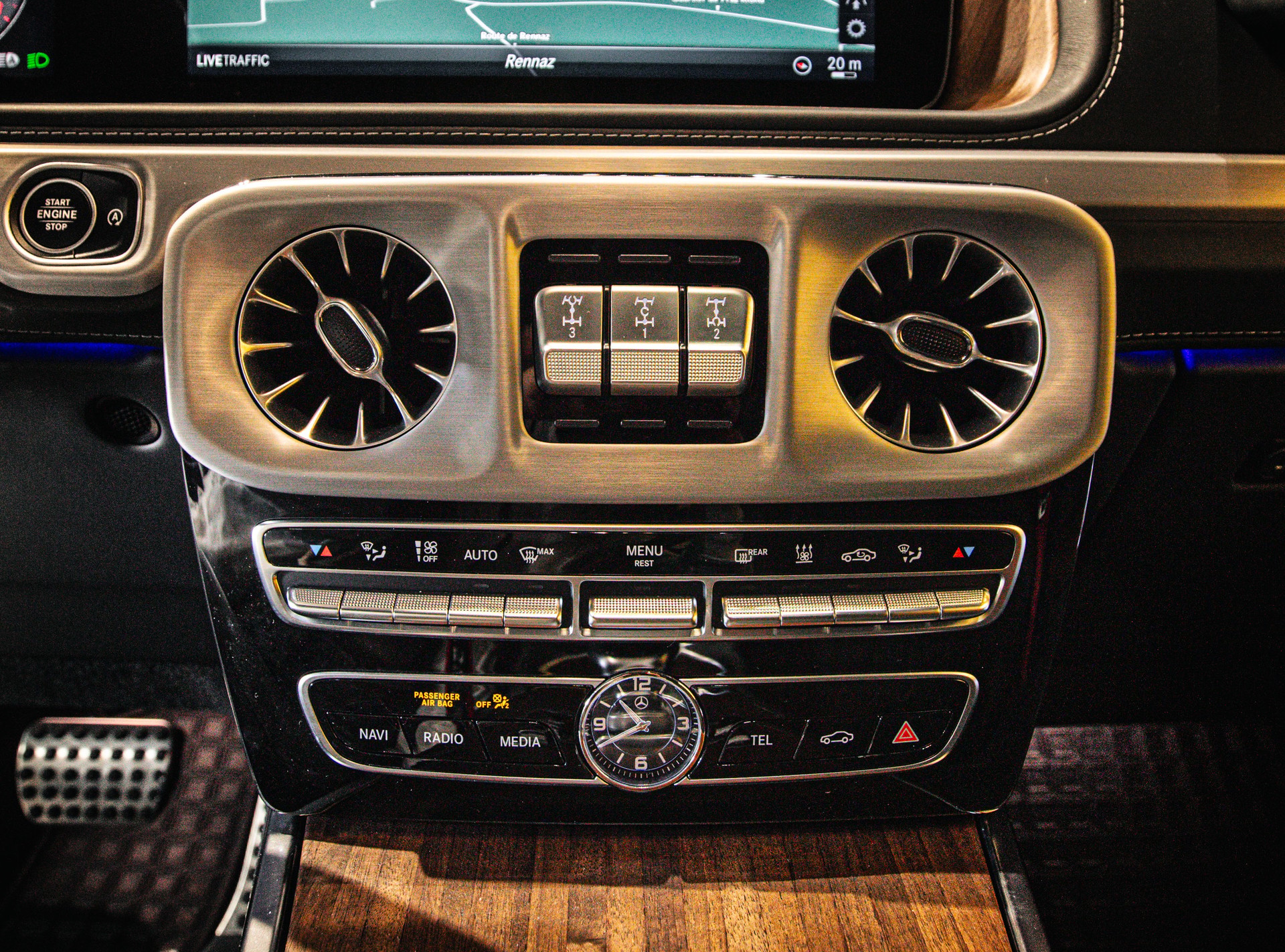 MERCEDES-BENZ G 500 9G-Tronic-image-19