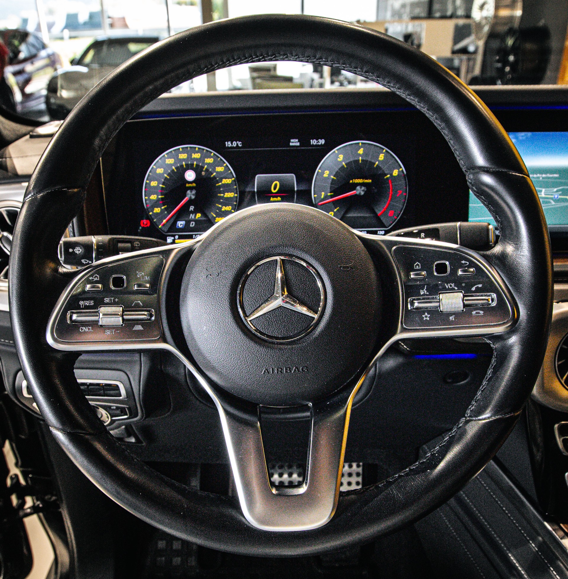 MERCEDES-BENZ G 500 9G-Tronic-image-15