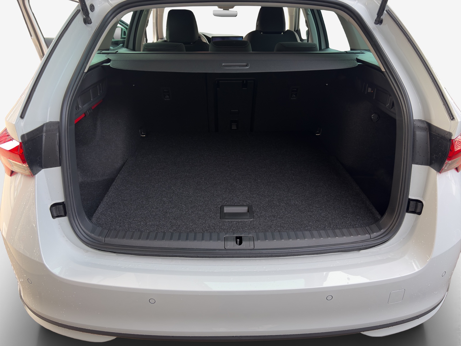 SKODA Octavia Combi 2.0 TDI DSG Selection-image-12