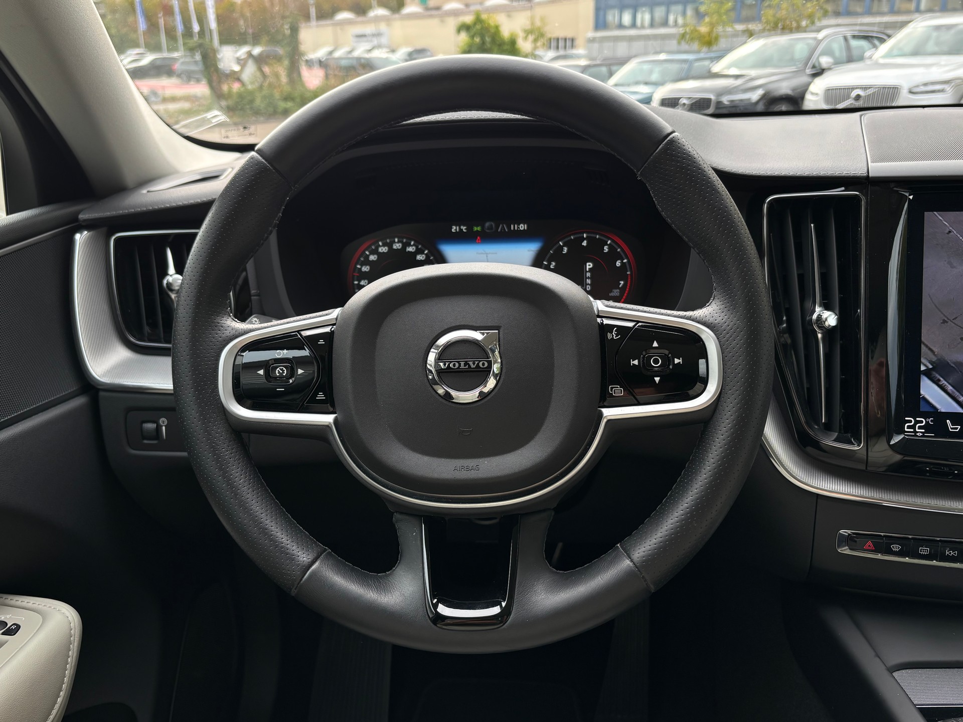 VOLVO XC60 2.0 T5 Inscription AWD-image-18